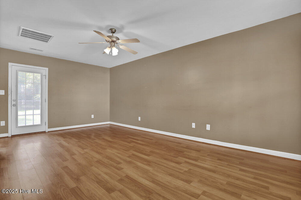 412 Seminole Trail Property Photo 15