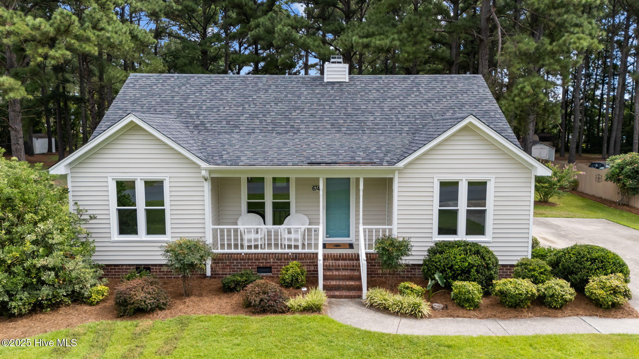 674 Fox Chase Lane Property Photo 1