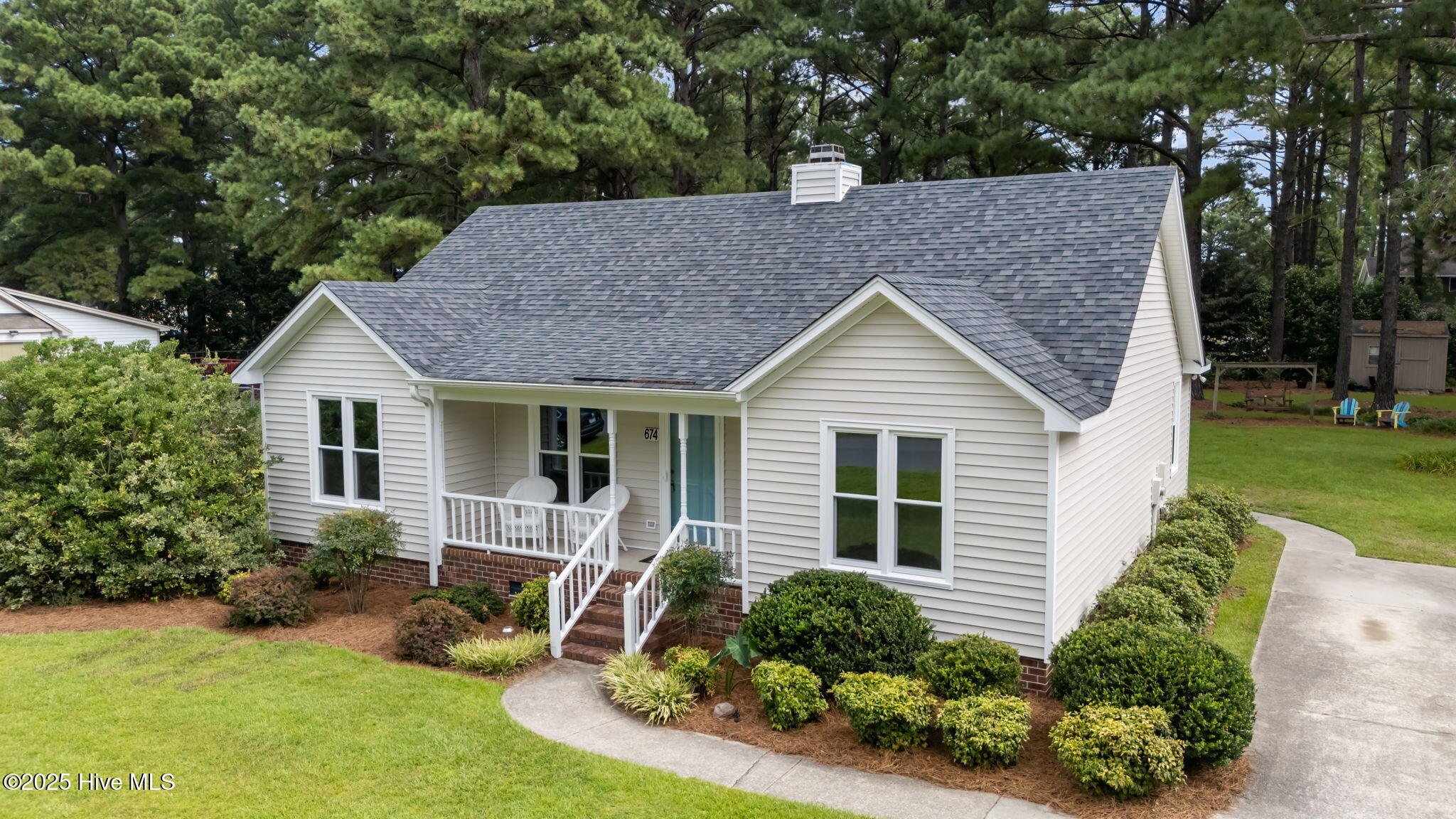 674 Fox Chase Lane Property Photo 2