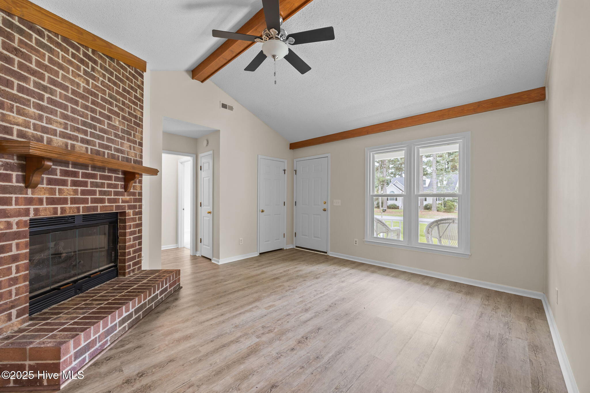 674 Fox Chase Lane Property Photo 14