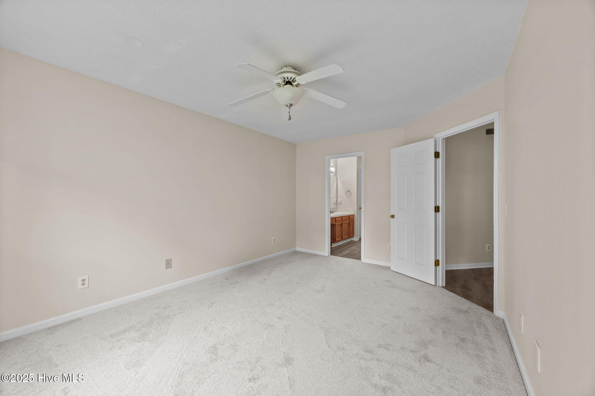 674 Fox Chase Lane Property Photo 28