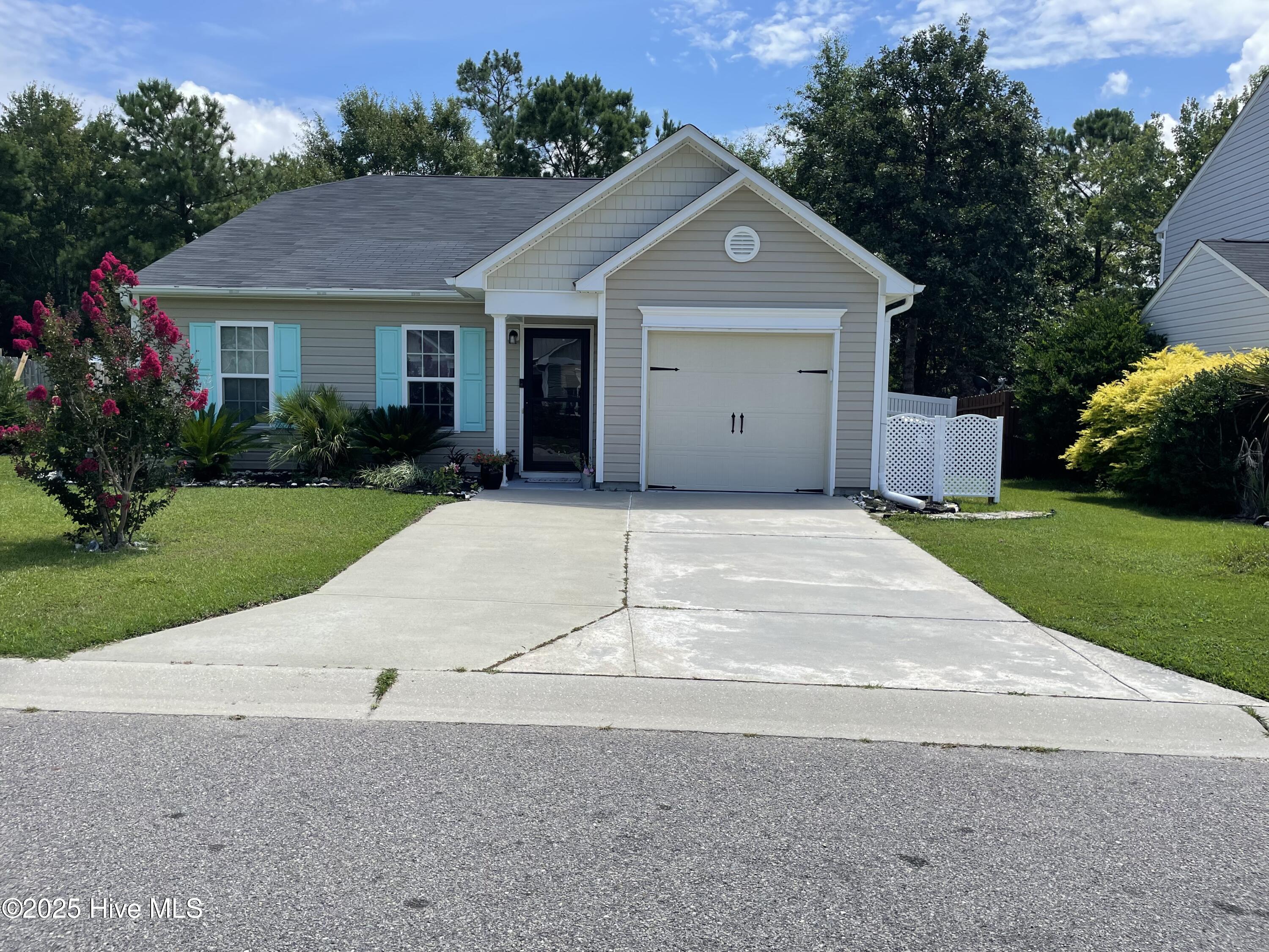 1516 Round Ridge Road Property Photo 1