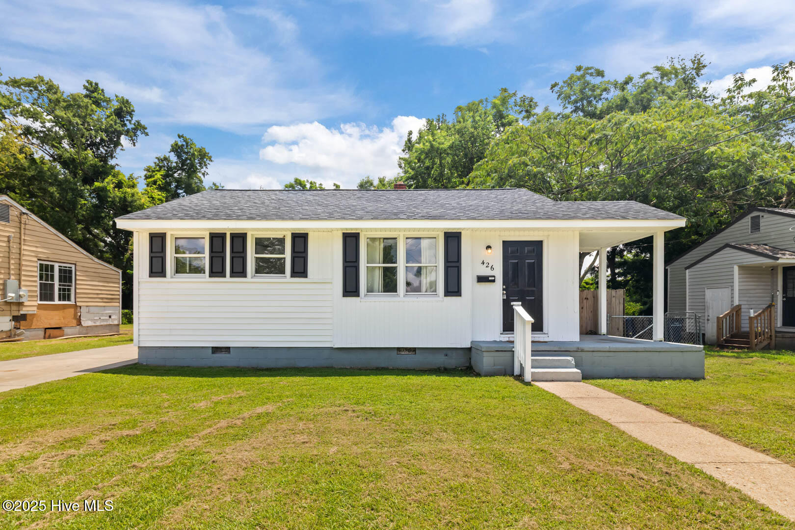 426 Nelson Drive Property Photo 1