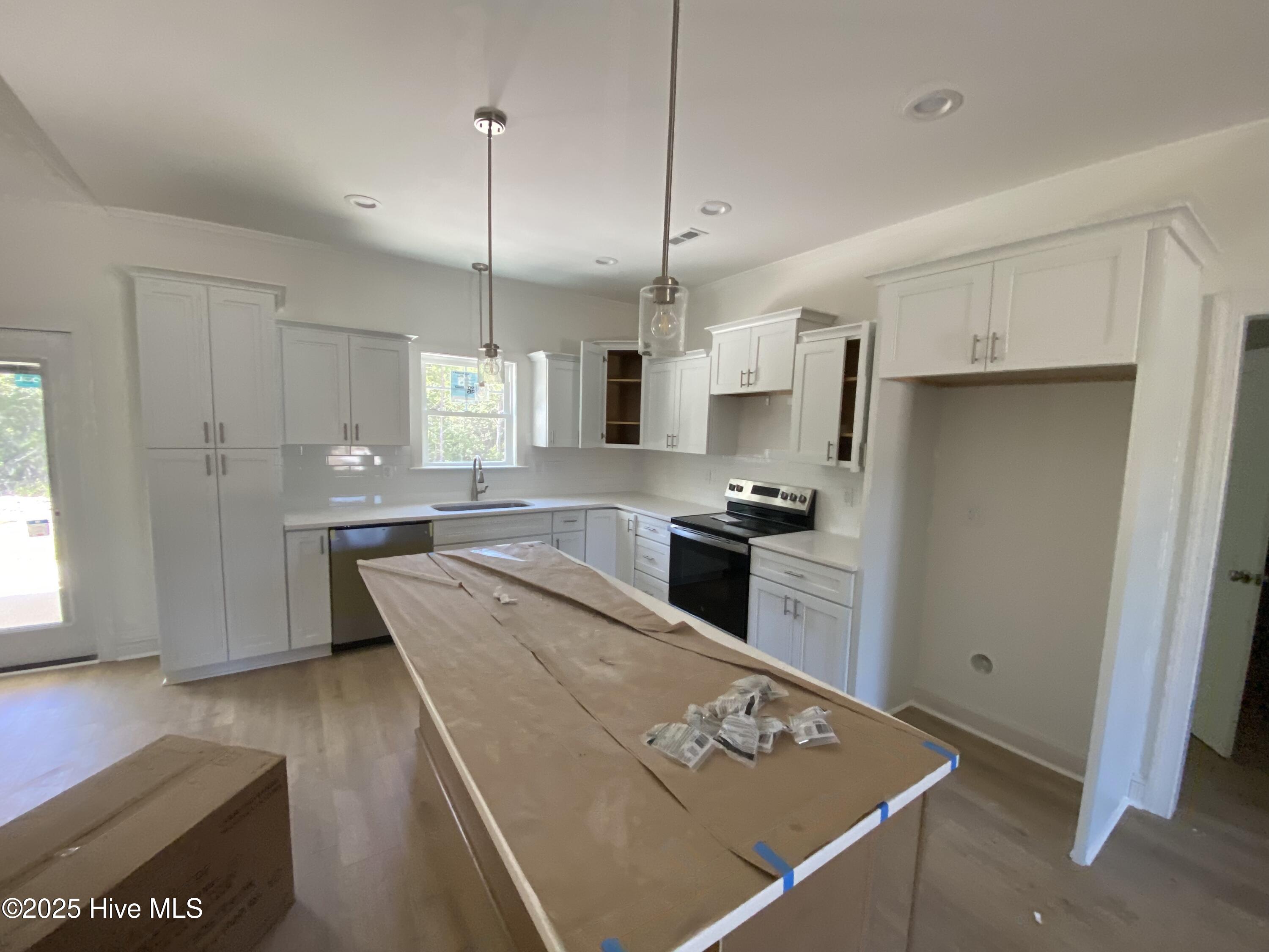110 Rae Drive Property Photo 6