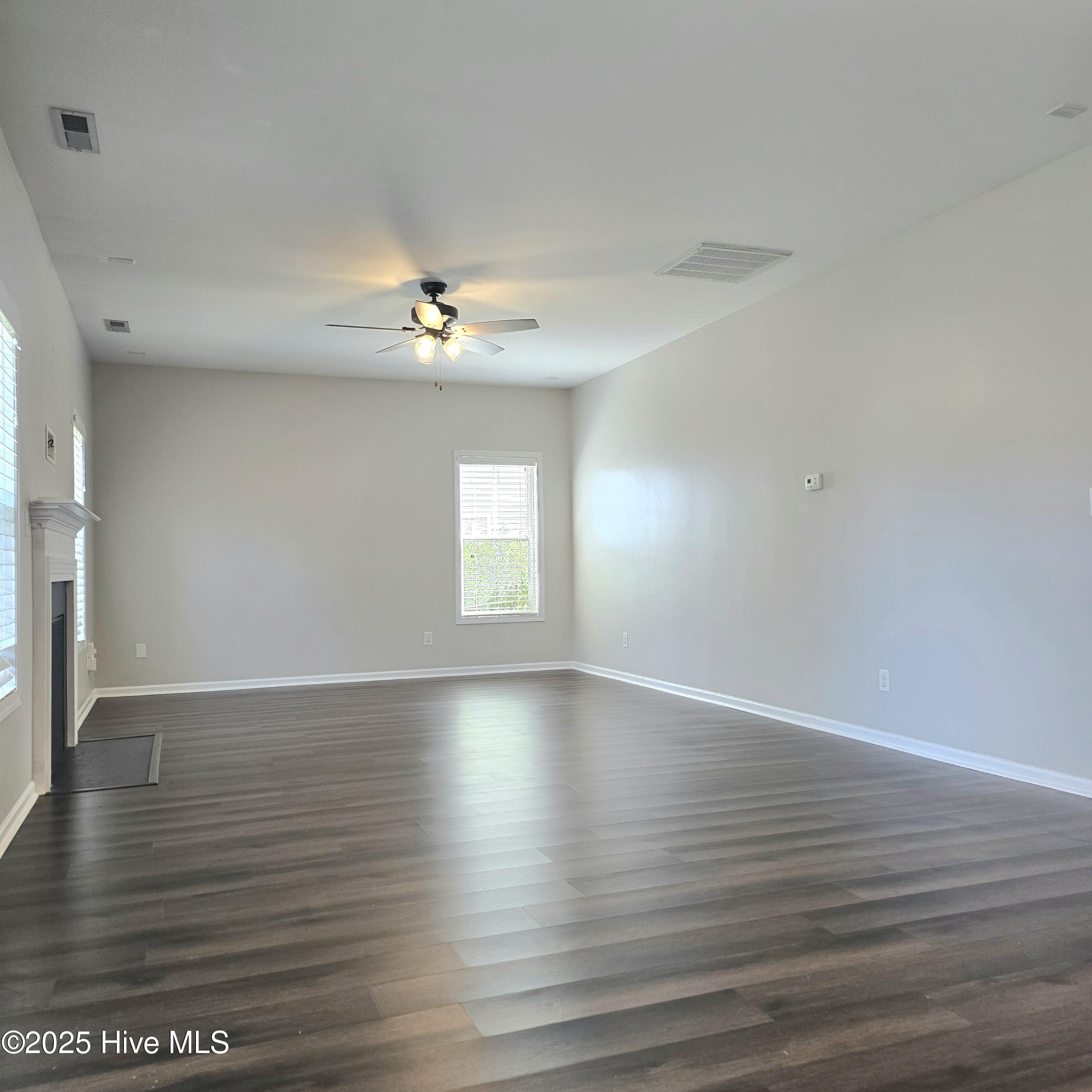 341 Kingston Road Property Photo 26