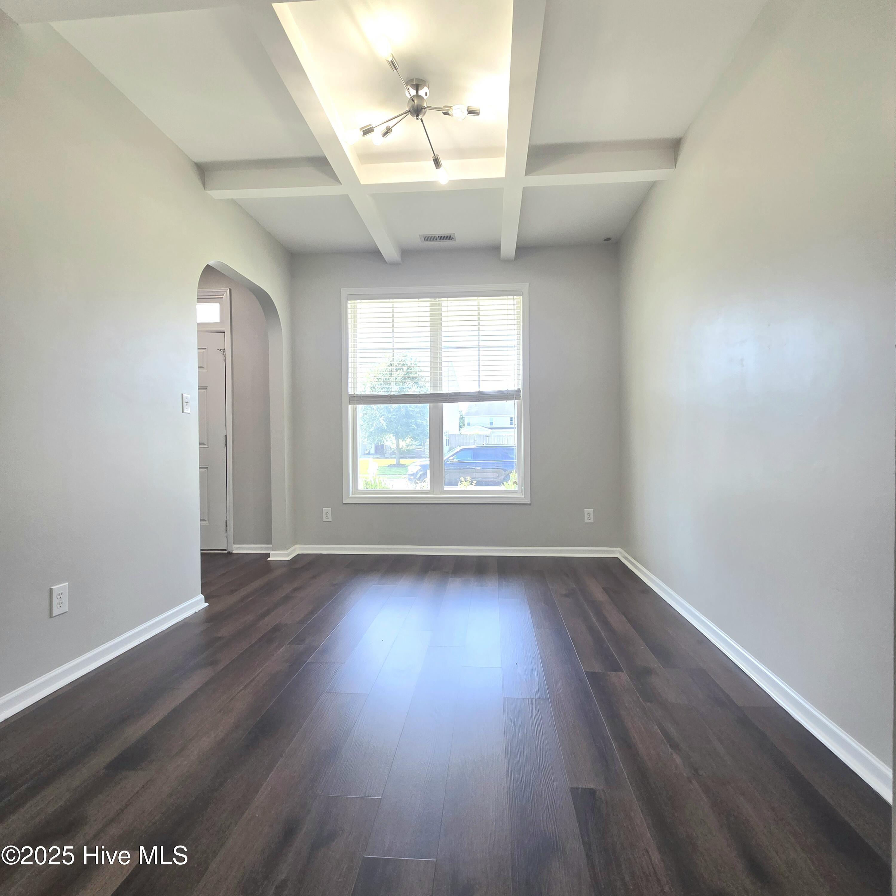 341 Kingston Road Property Photo 31