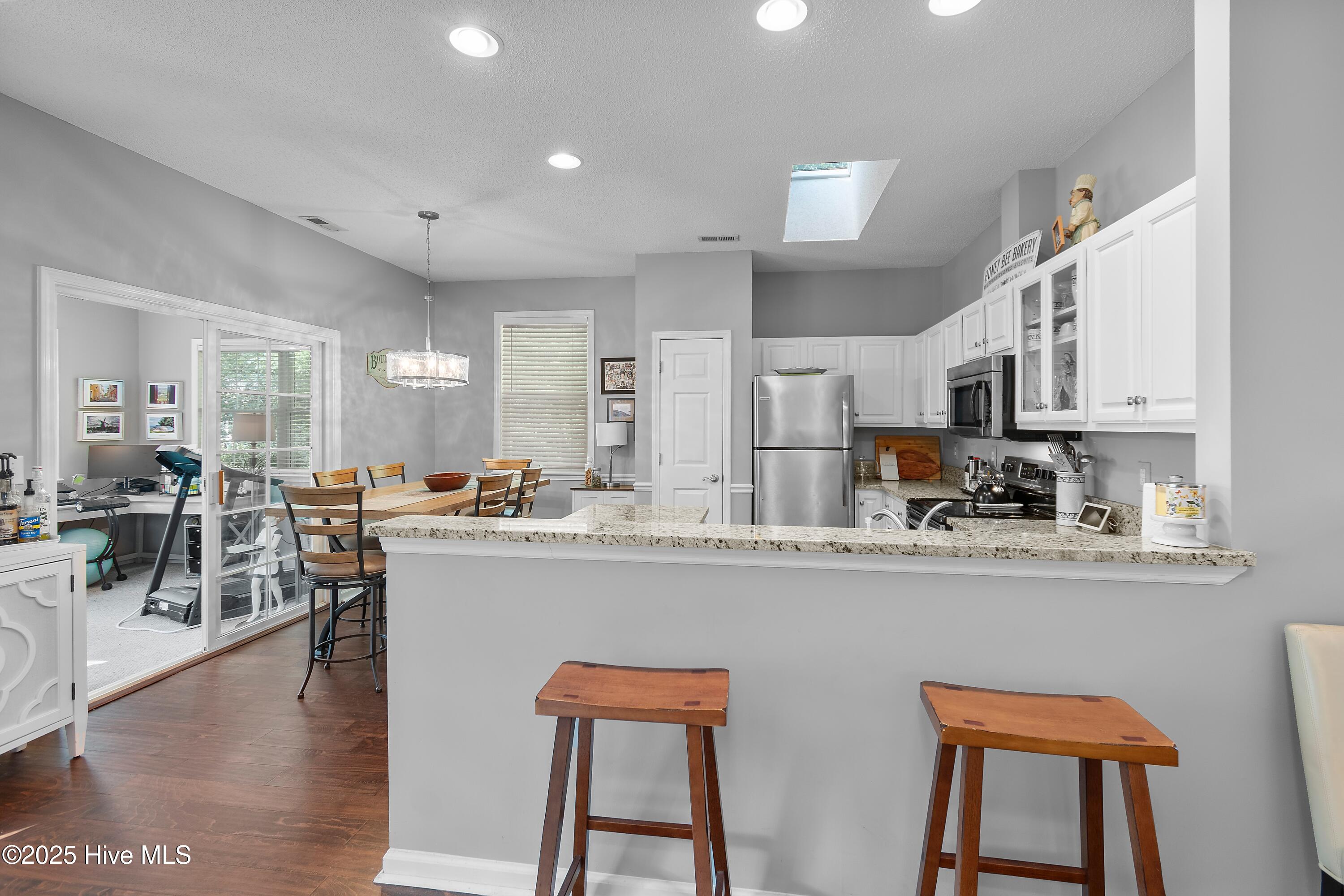 8829 Lansdowne Drive Property Photo 13