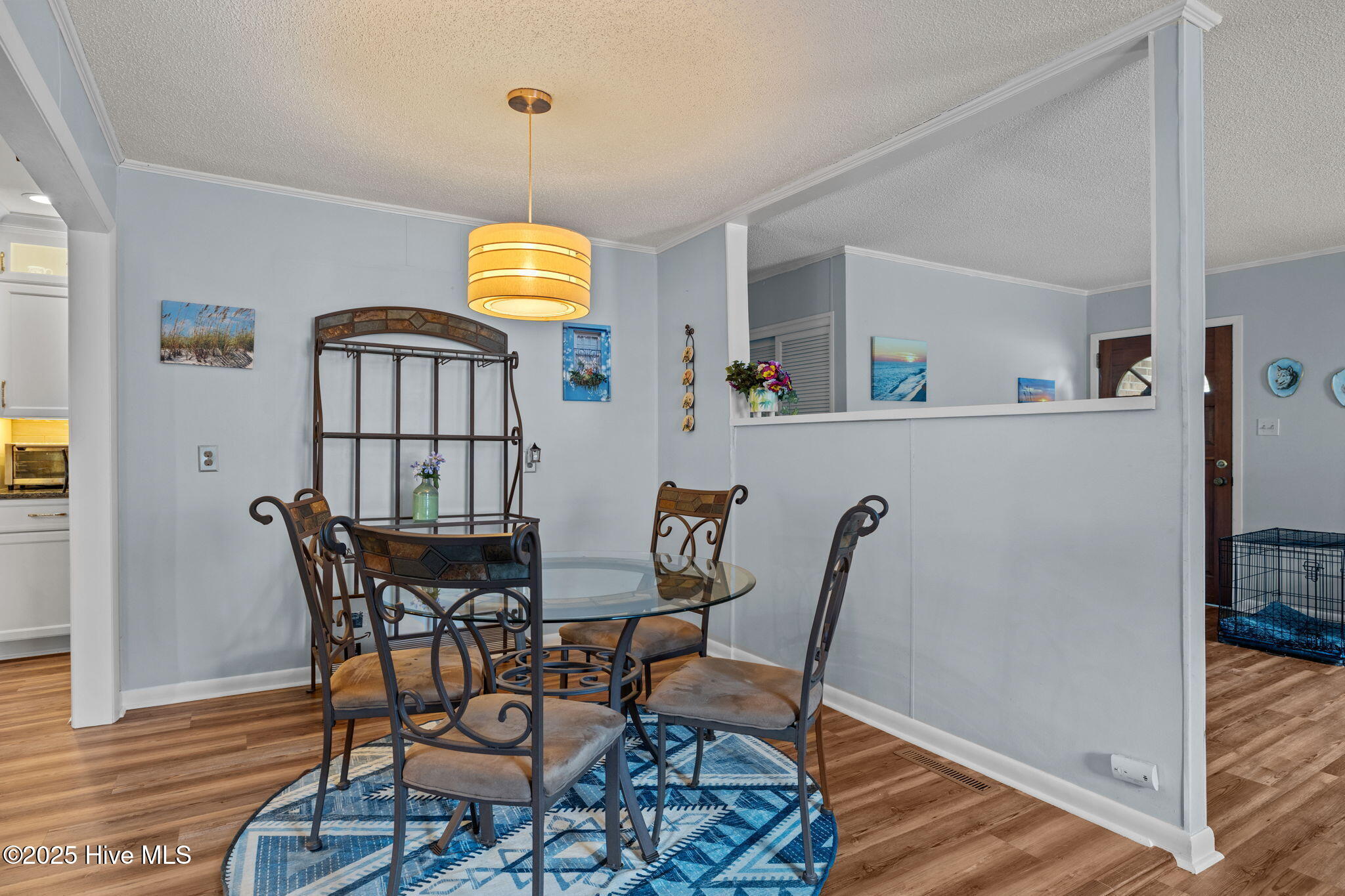 651 W Shore Drive Property Photo 9