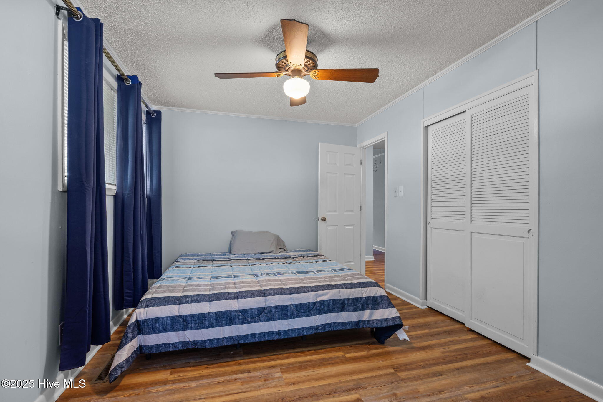 651 W Shore Drive Property Photo 23