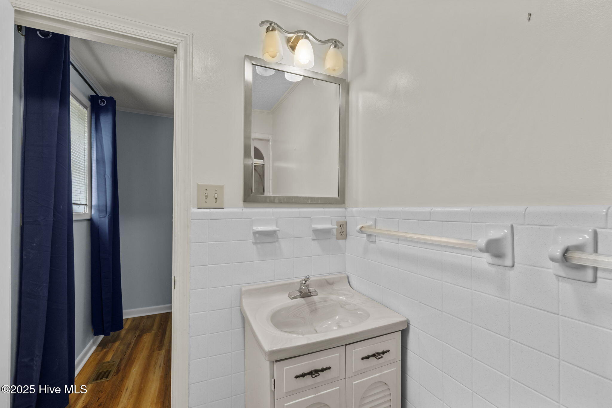 651 W Shore Drive Property Photo 25