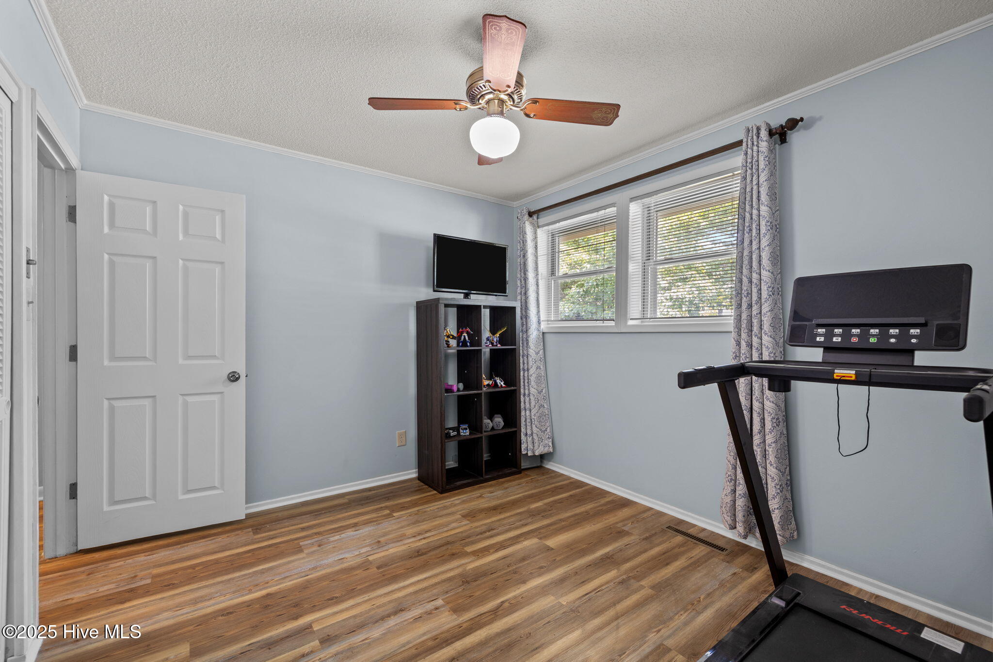651 W Shore Drive Property Photo 28