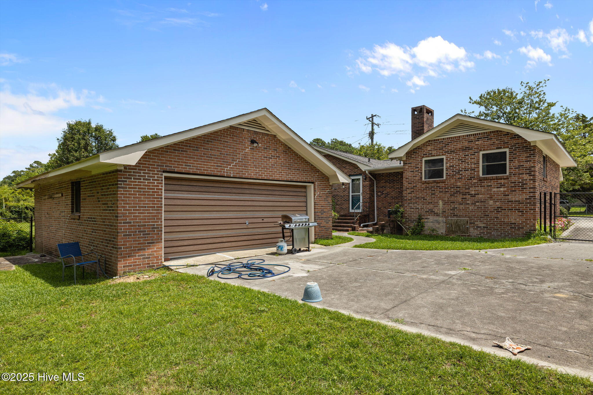 651 W Shore Drive Property Photo 37