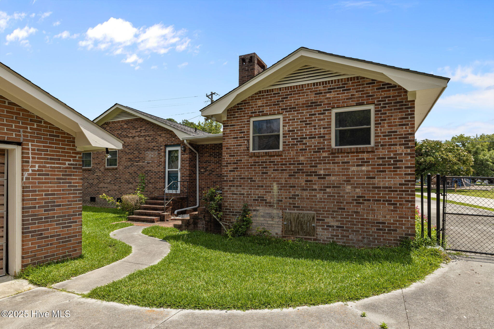 651 W Shore Drive Property Photo 38