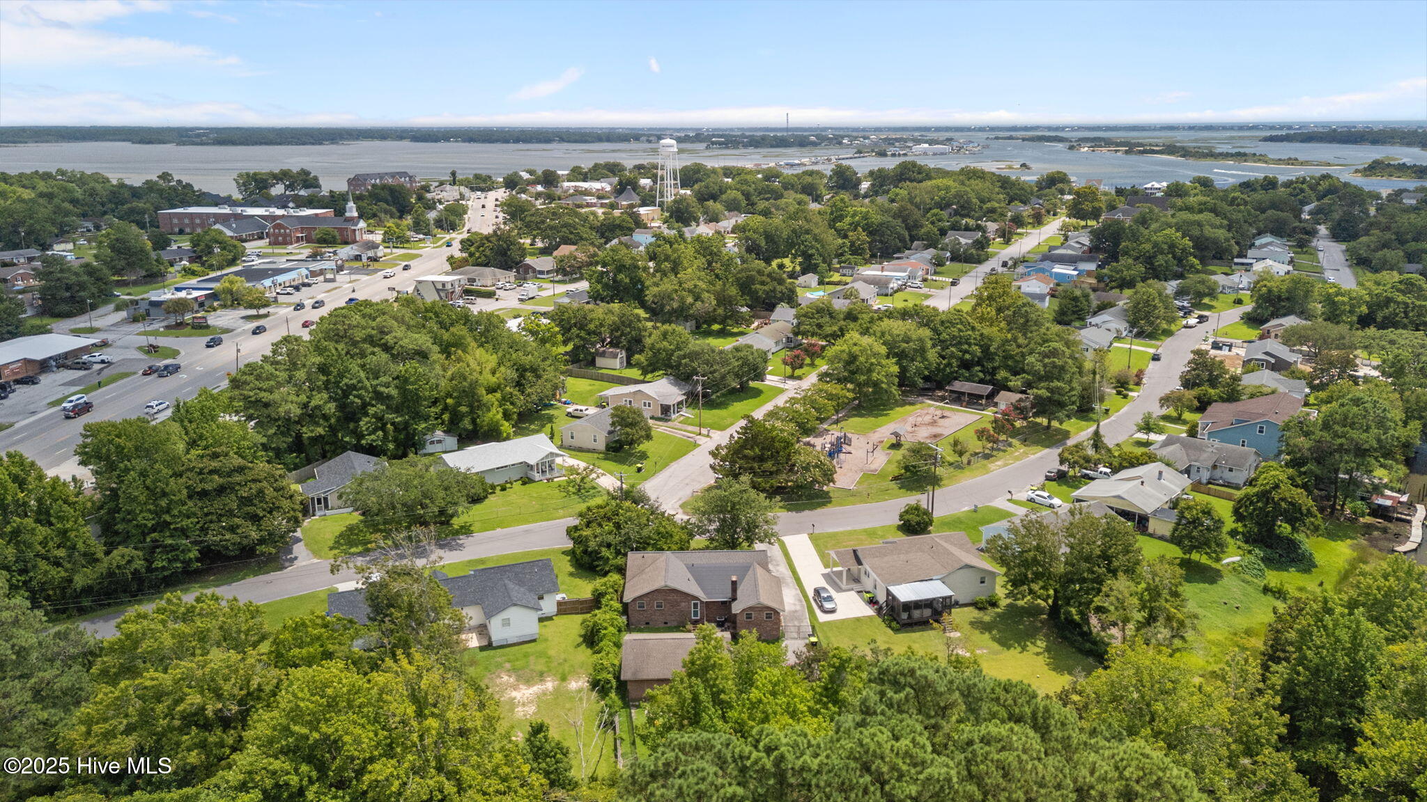 651 W Shore Drive Property Photo 44
