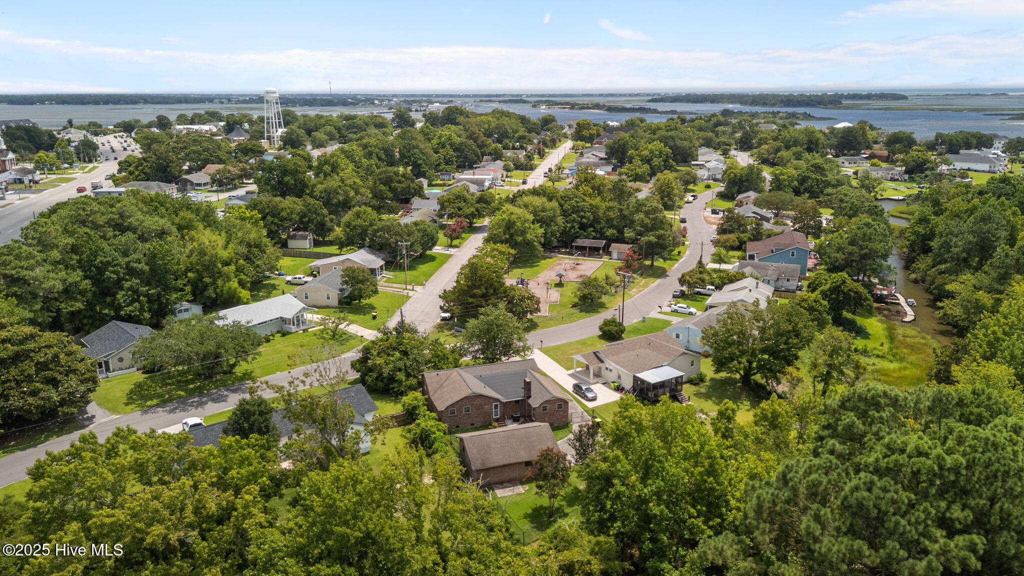 651 W Shore Drive Property Photo 46