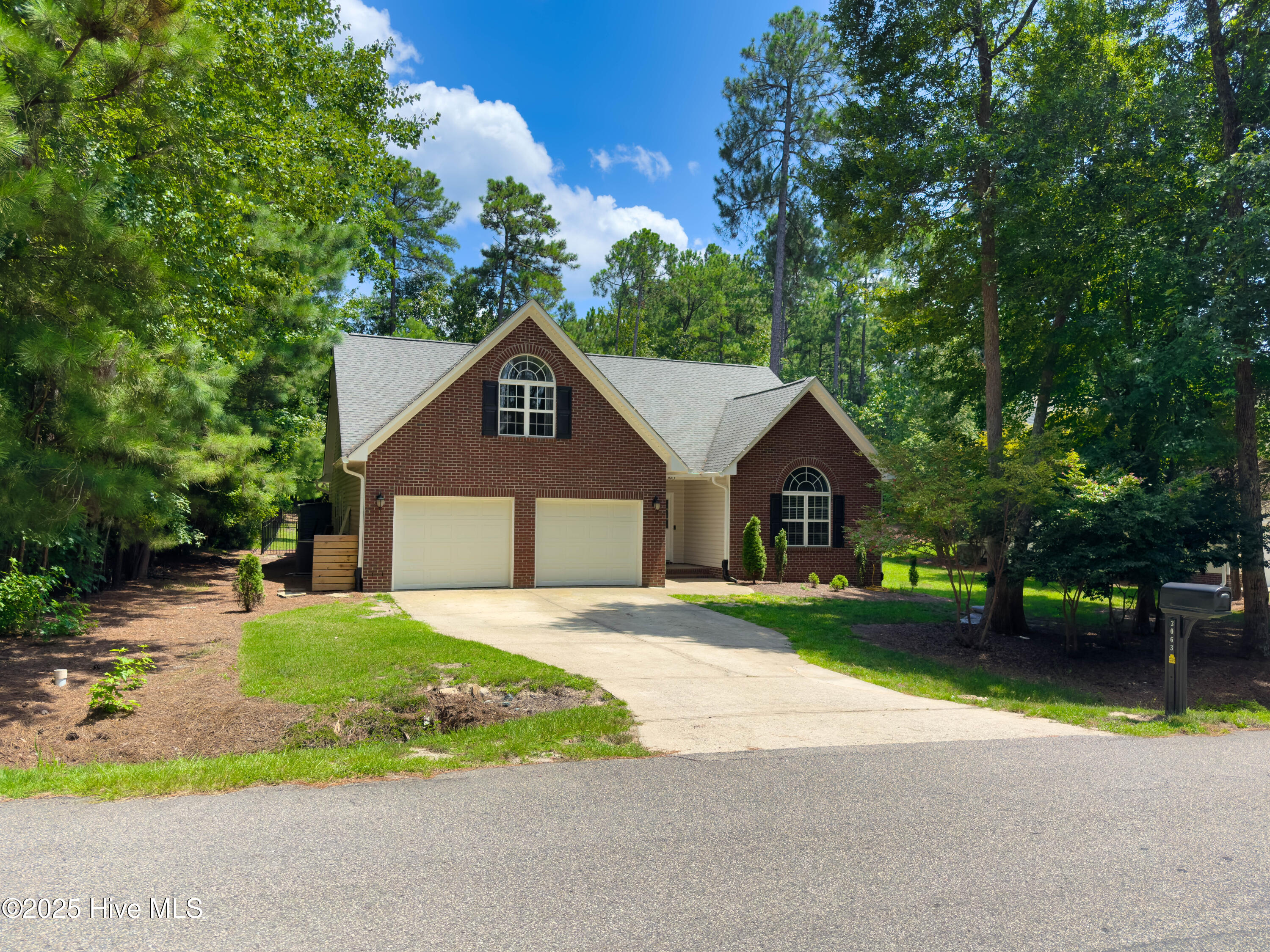 3063 Carolina Way Property Photo 1
