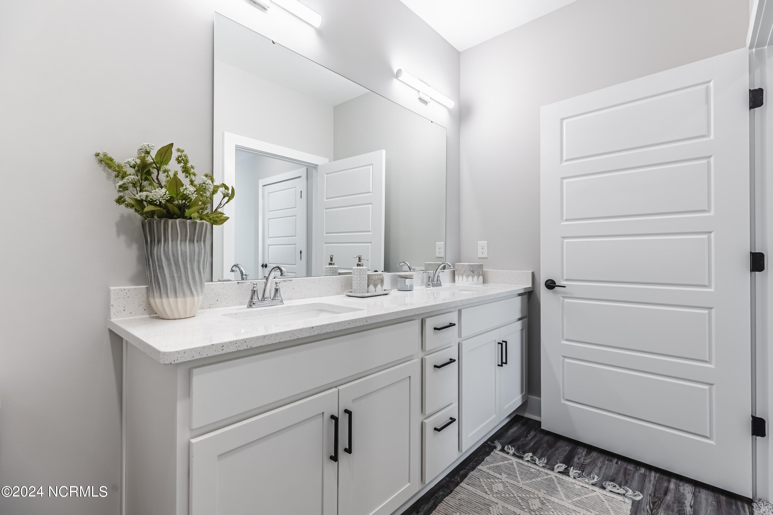 395 S Crow Creek Dr 1702 Property Photo 15
