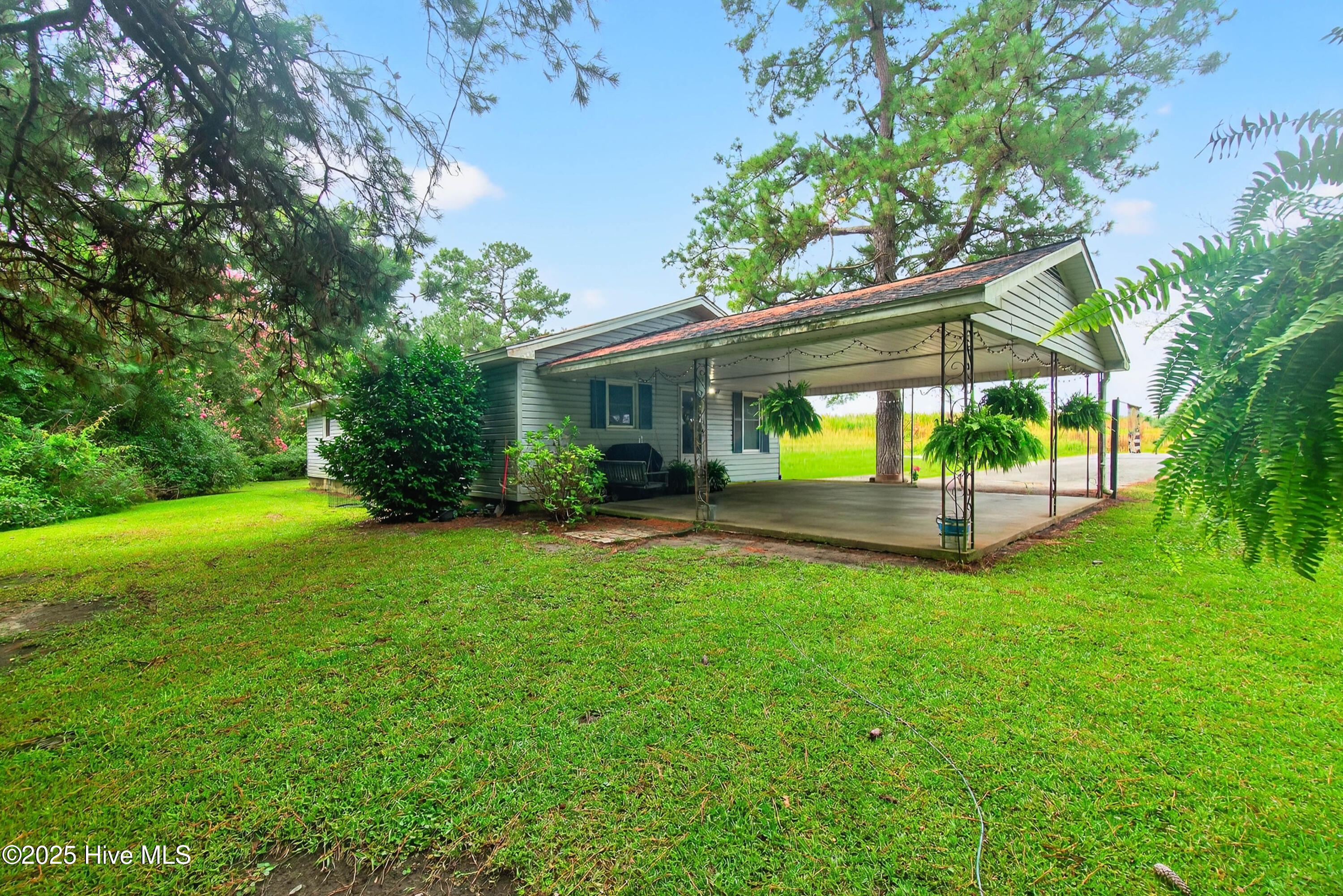 3665 Midway Drive Property Photo 7