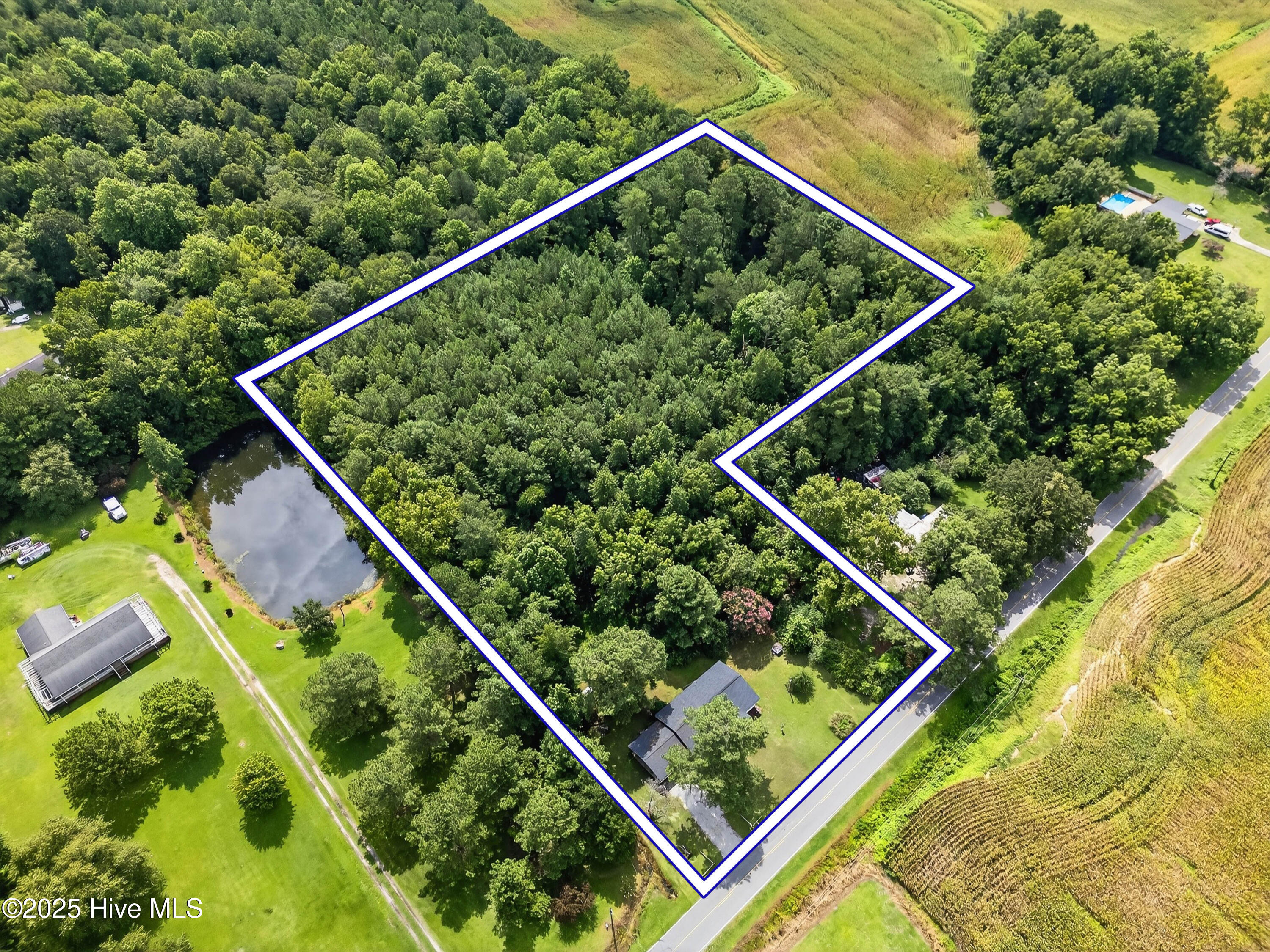 3665 Midway Drive Property Photo 12