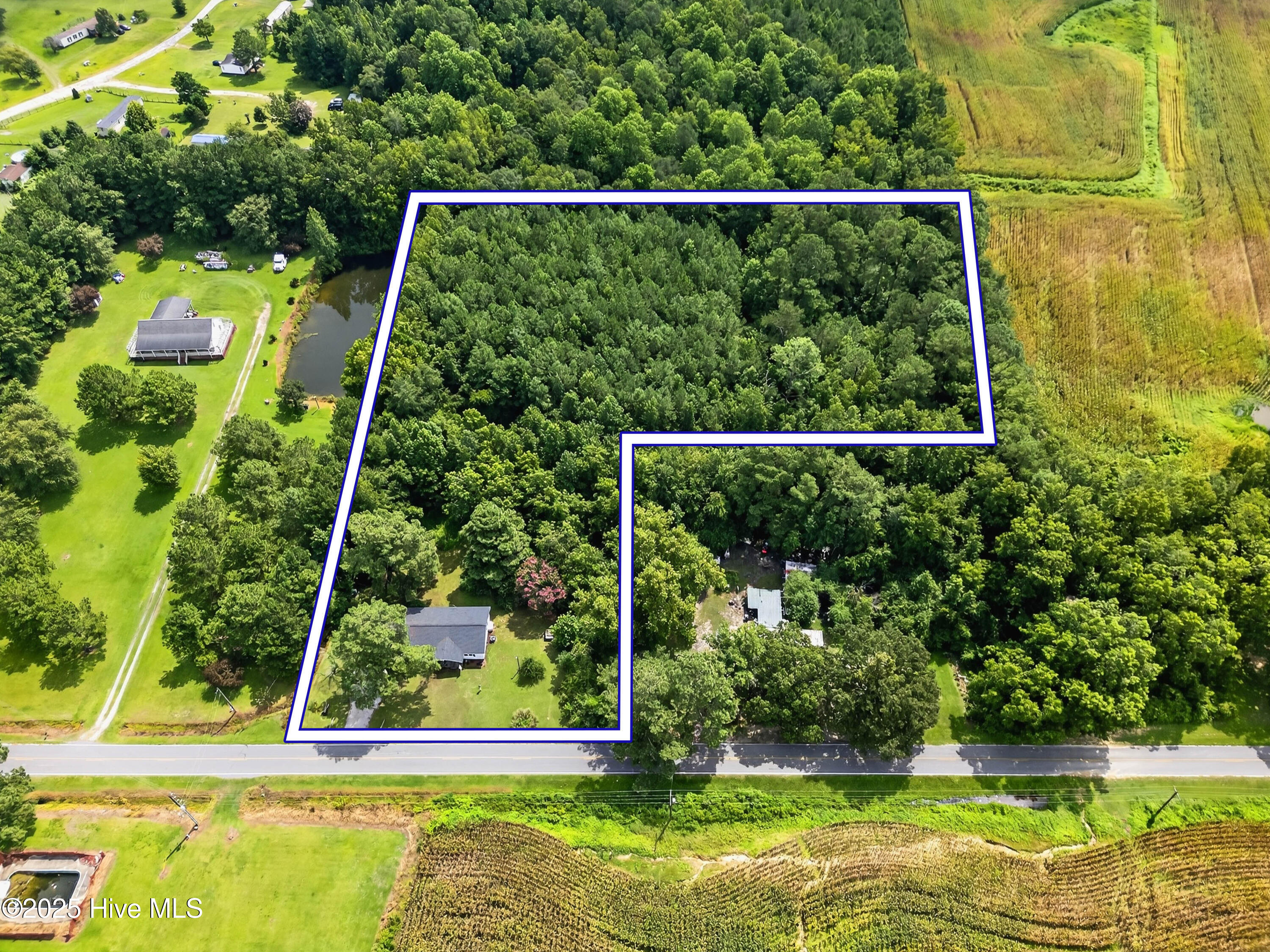 3665 Midway Drive Property Photo 13