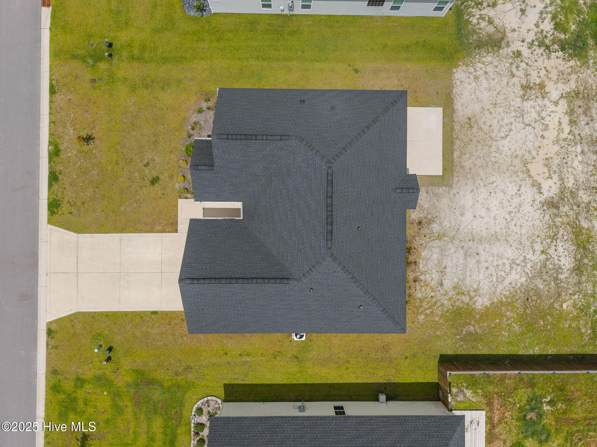 240 Crossroads Store Drive Property Photo 51