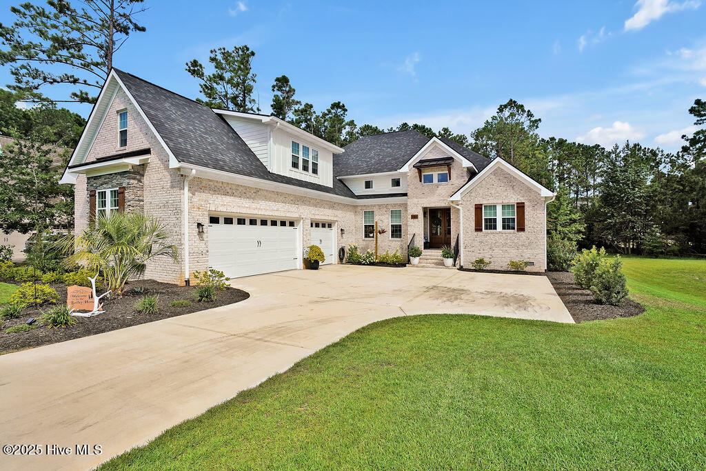 121 Summerset Landing Property Photo 1