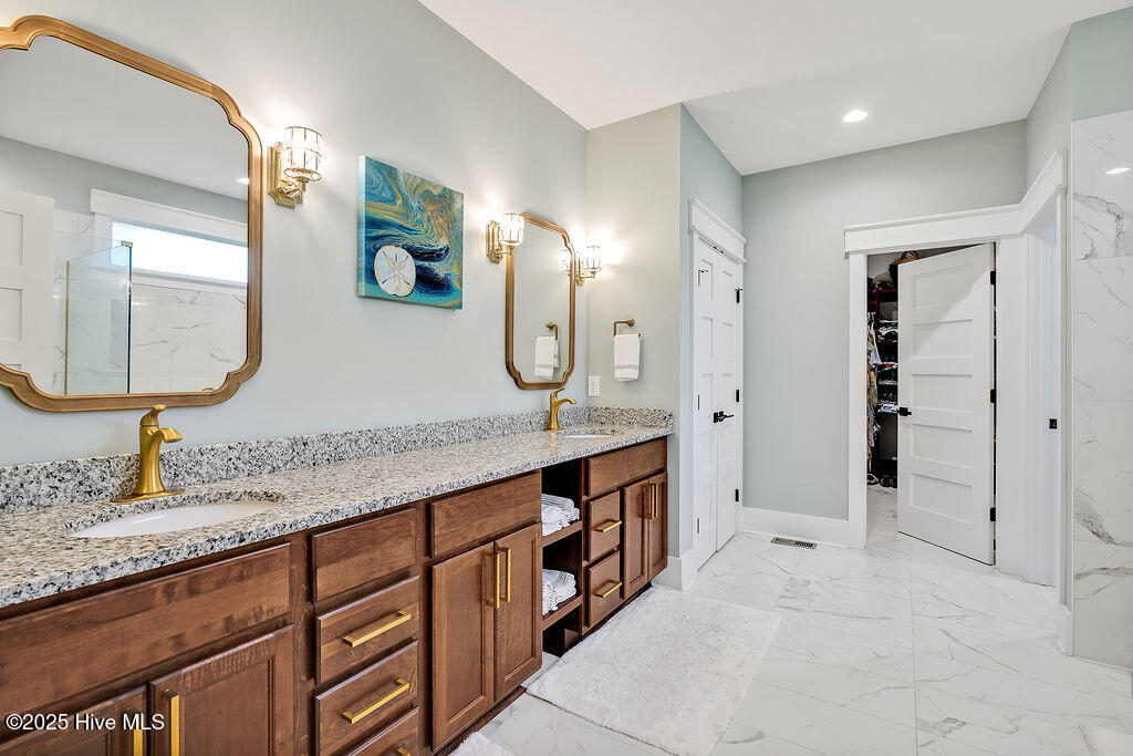 121 Summerset Landing Property Photo 26