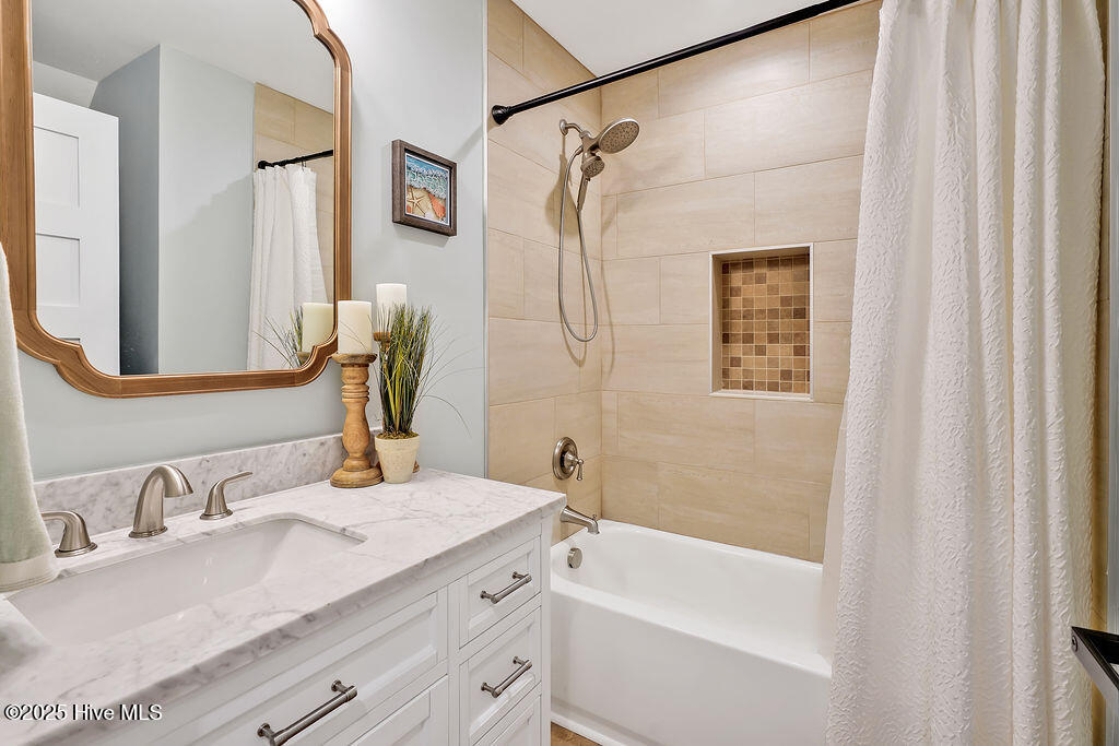 121 Summerset Landing Property Photo 37