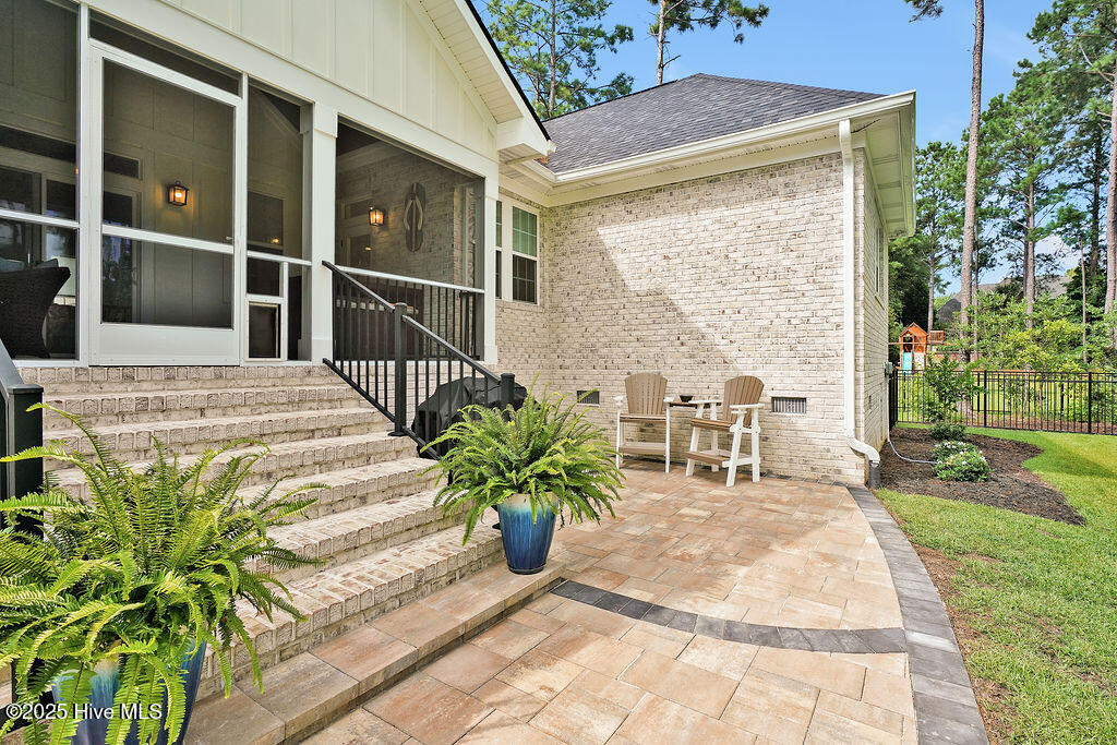 121 Summerset Landing Property Photo 44