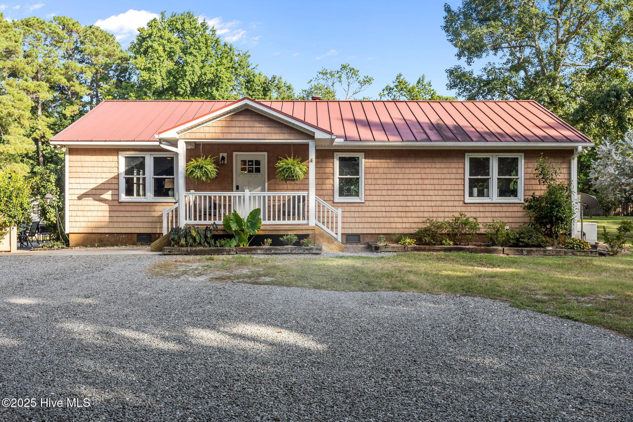 115 Crystal Court Property Photo 1