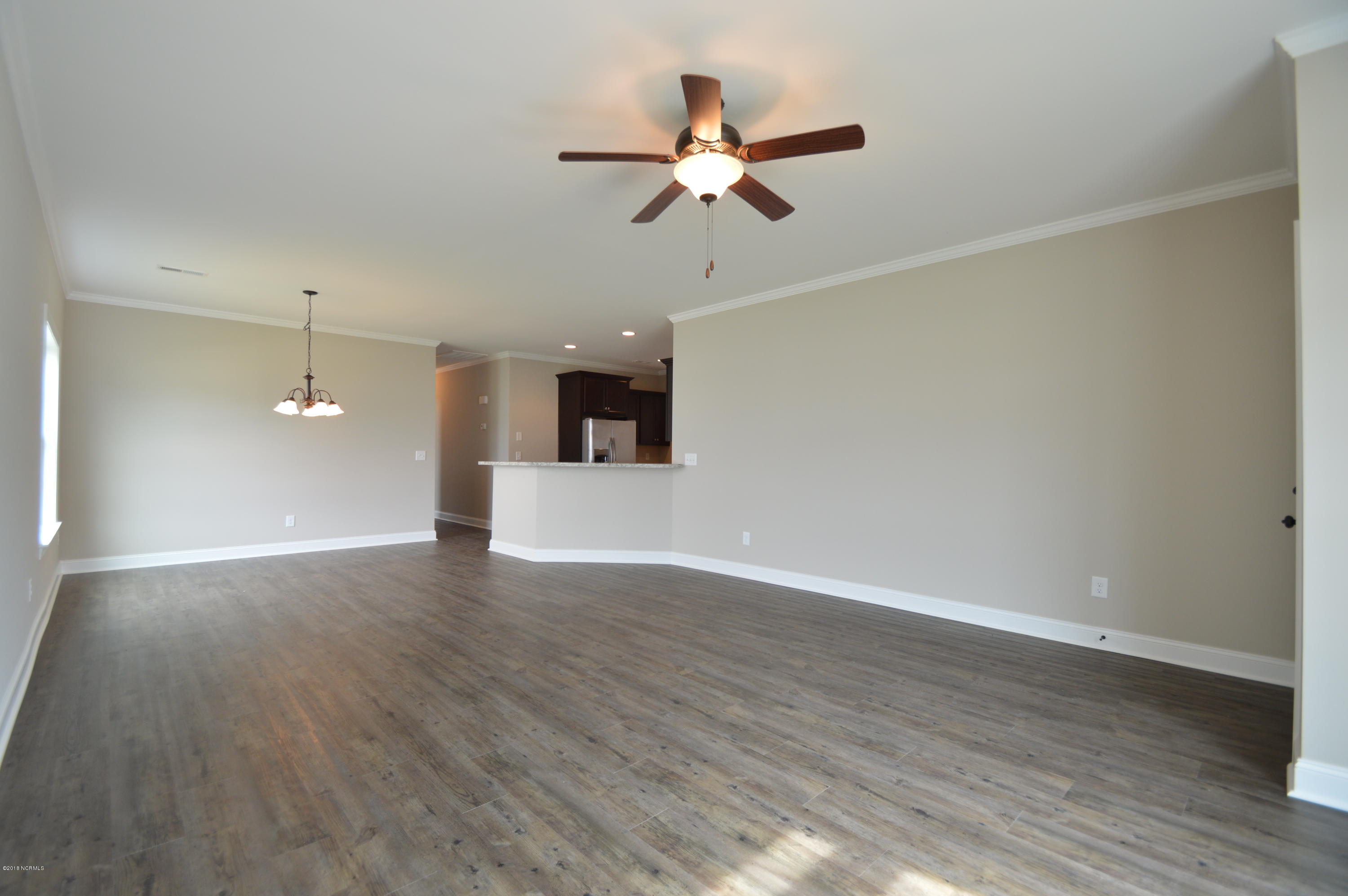 2208 Remington Court A & B Property Photo 5