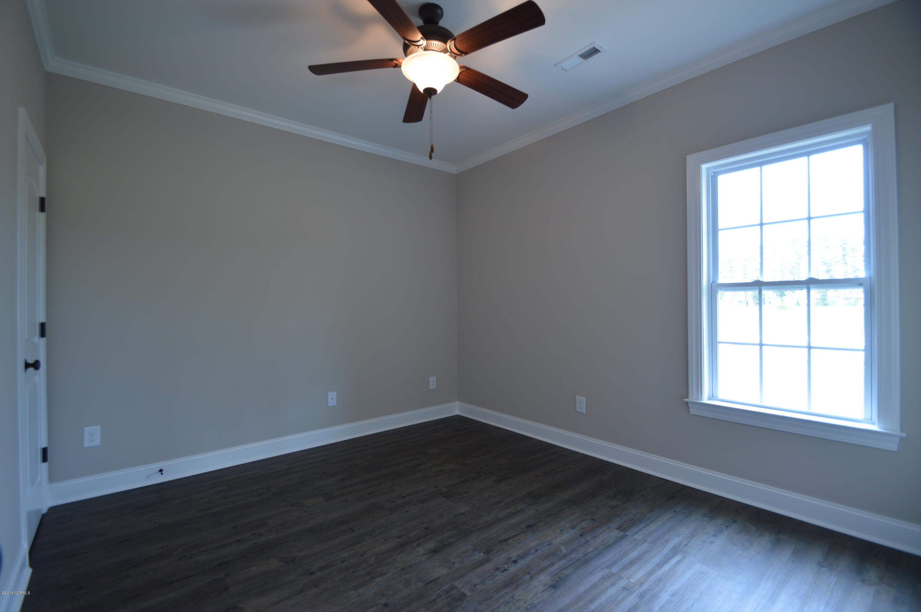 2208 Remington Court A & B Property Photo 15