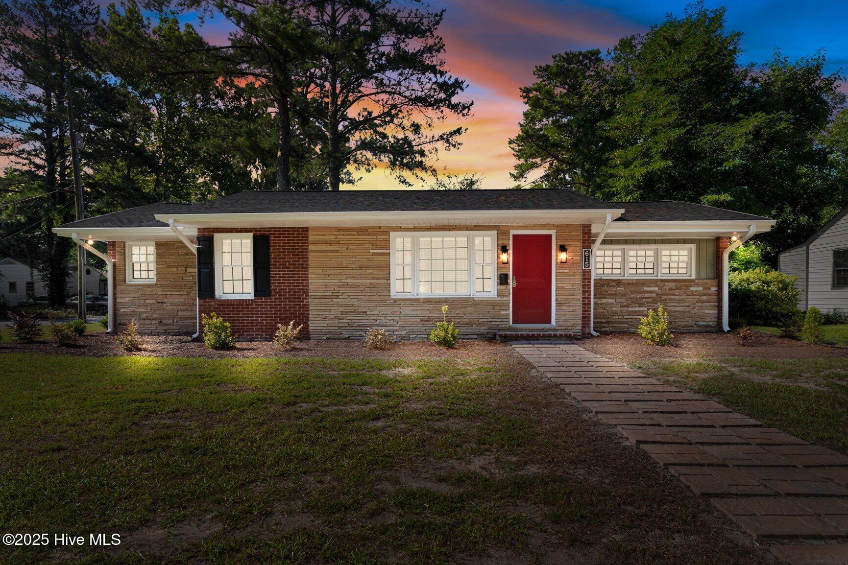 615 S Church Street Property Photo 1