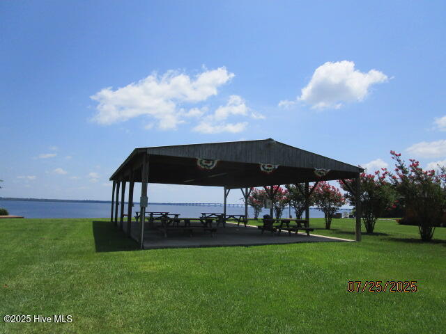109 2 Swan View Property Photo 6