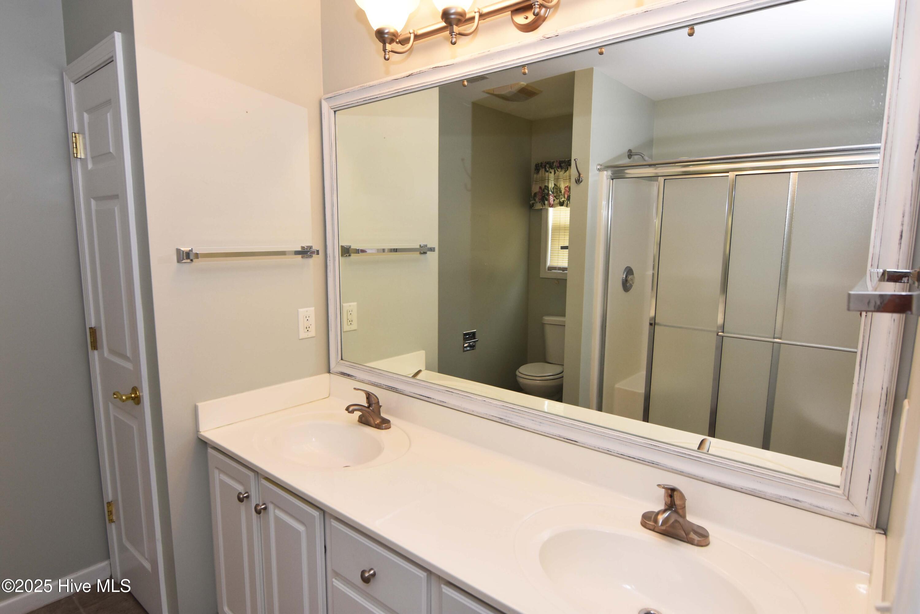 9206 Gimme Court Property Photo 12