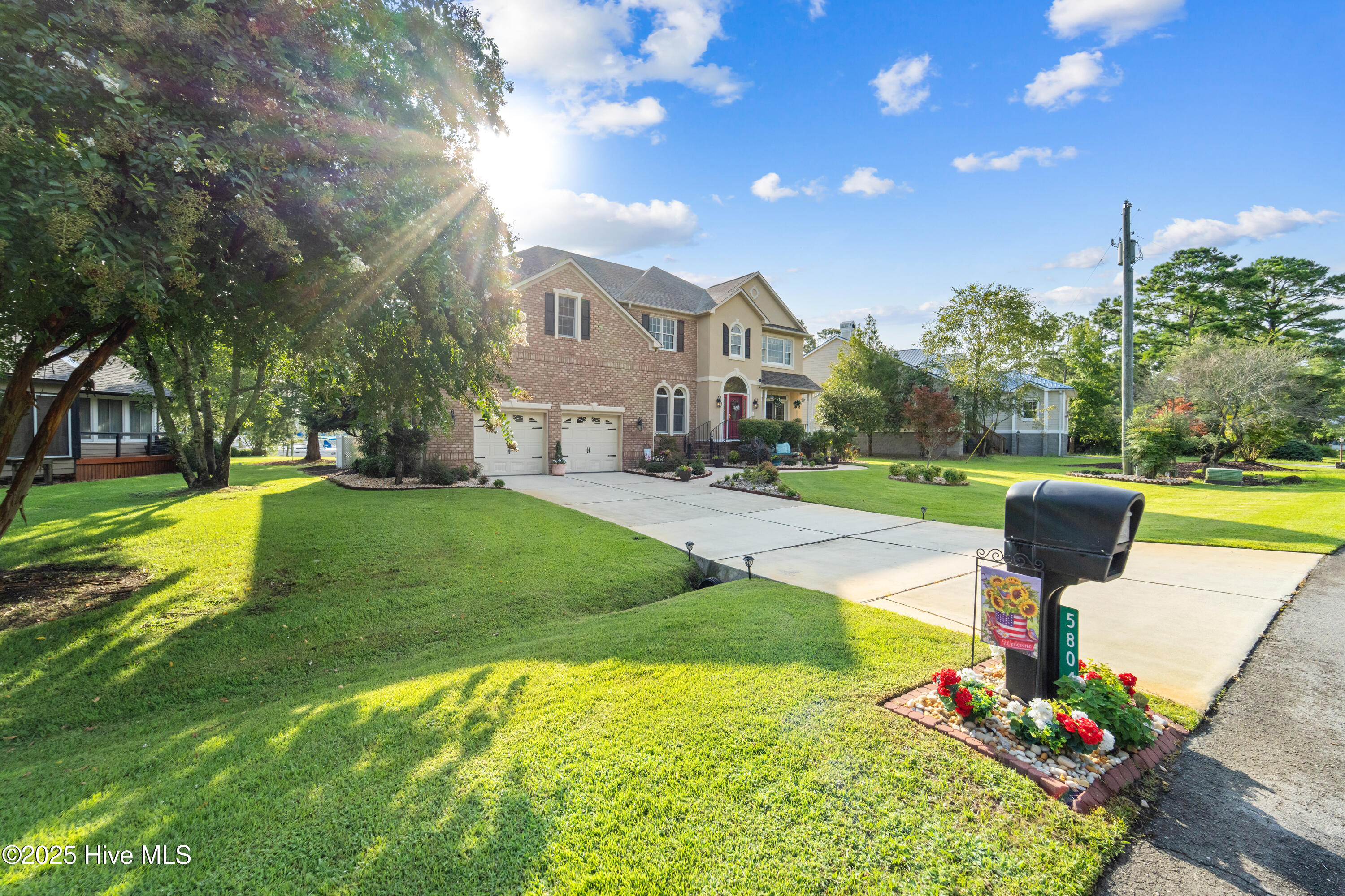 5804 Gondolier Drive Property Photo 8