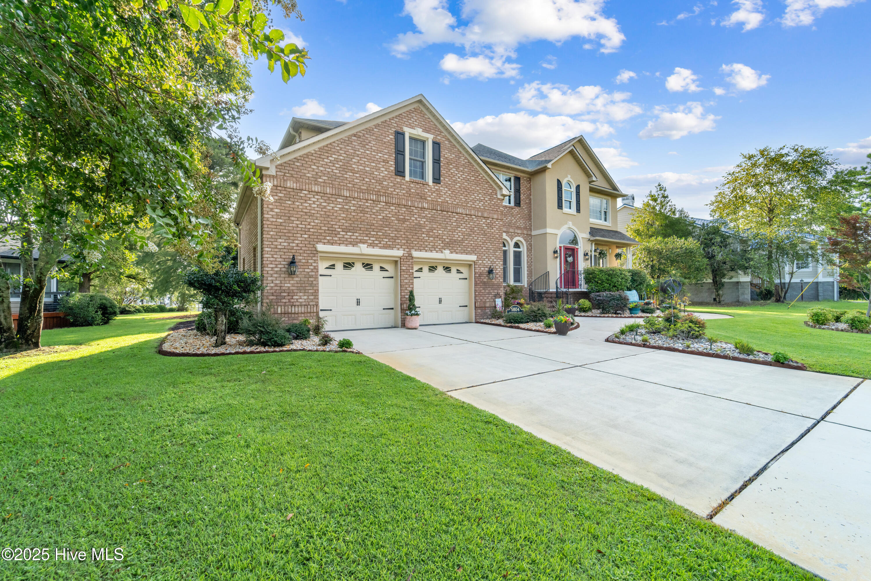 5804 Gondolier Drive Property Photo 13