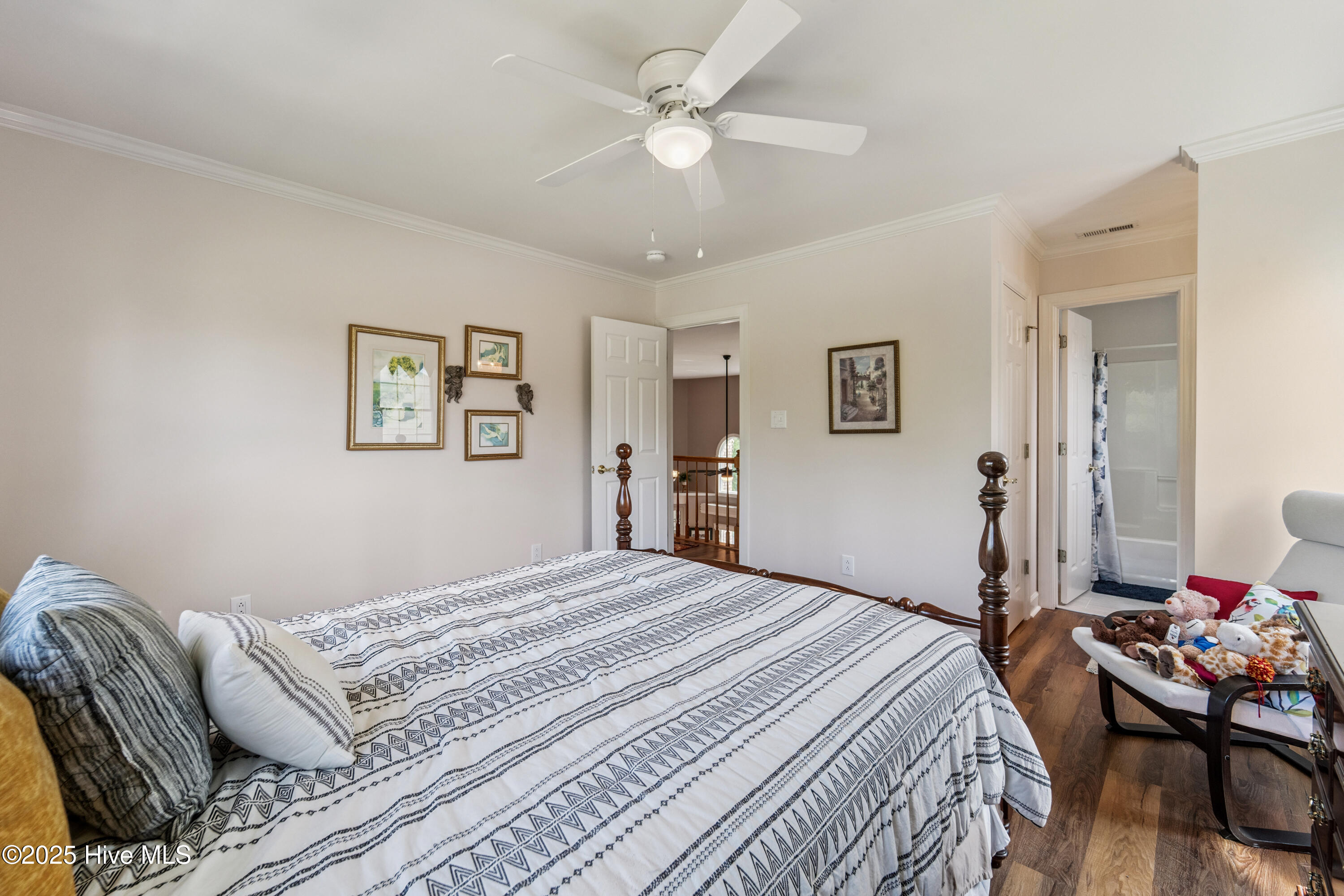 5804 Gondolier Drive Property Photo 105