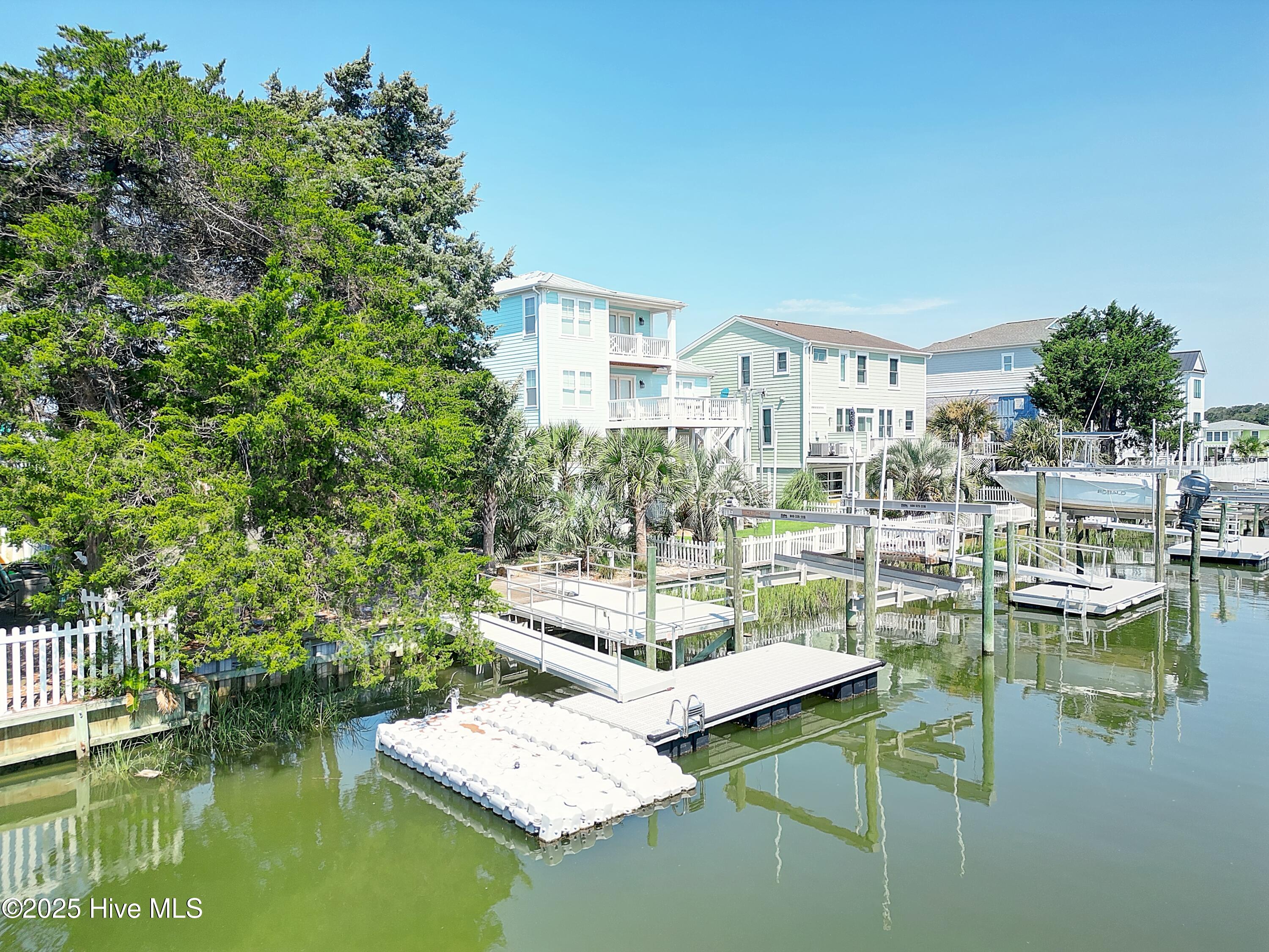144 Marlin Drive Property Photo 13