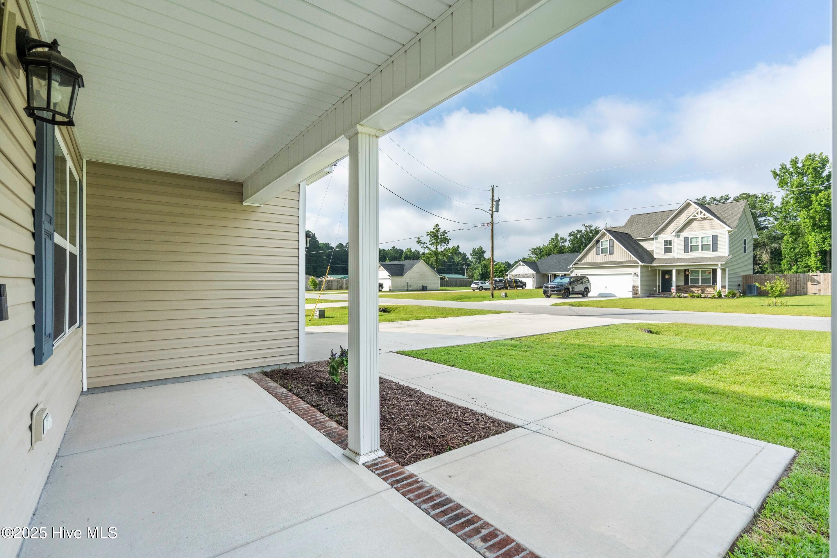 106 Cameo Court Property Photo 7