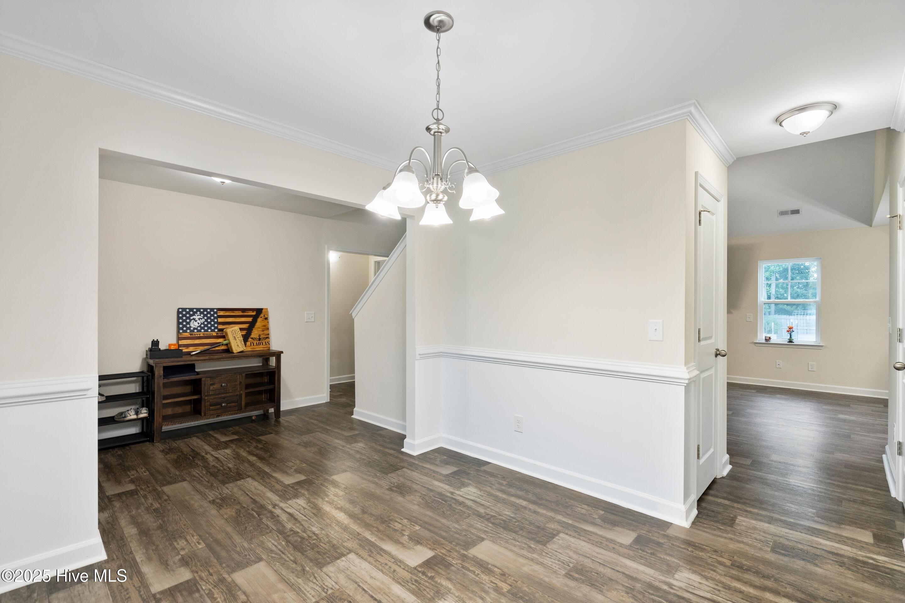 106 Cameo Court Property Photo 11