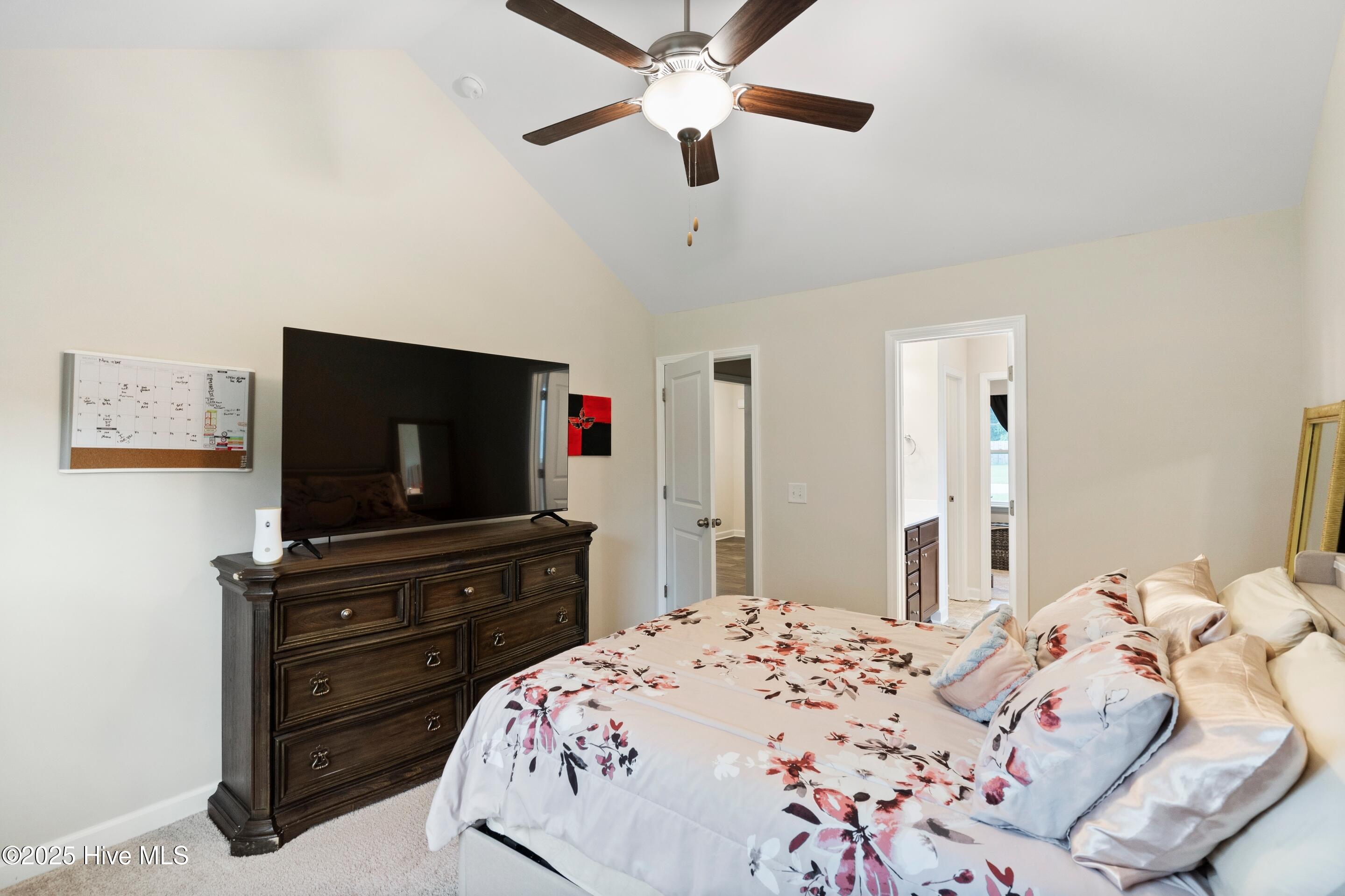 106 Cameo Court Property Photo 27