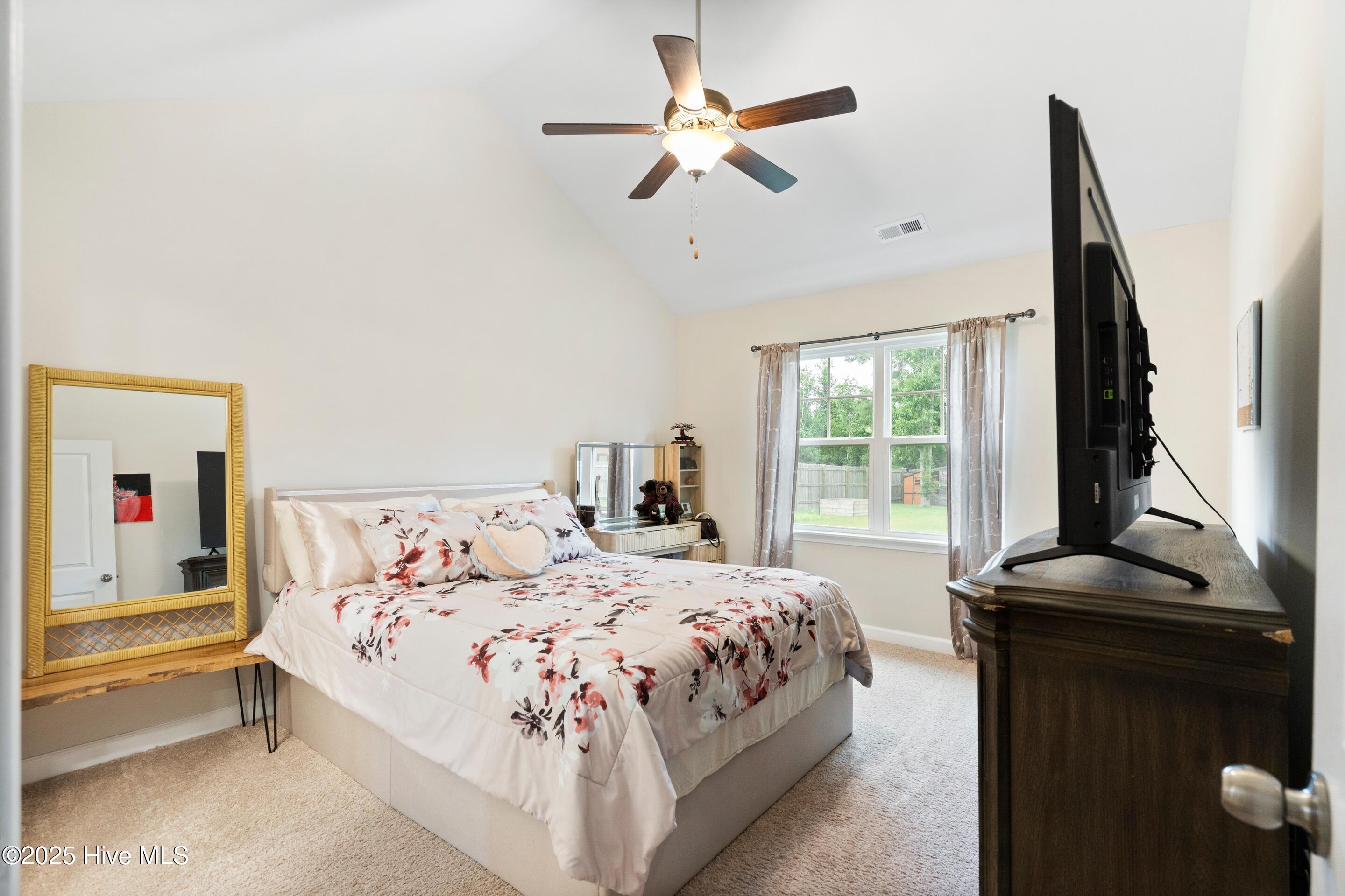 106 Cameo Court Property Photo 28