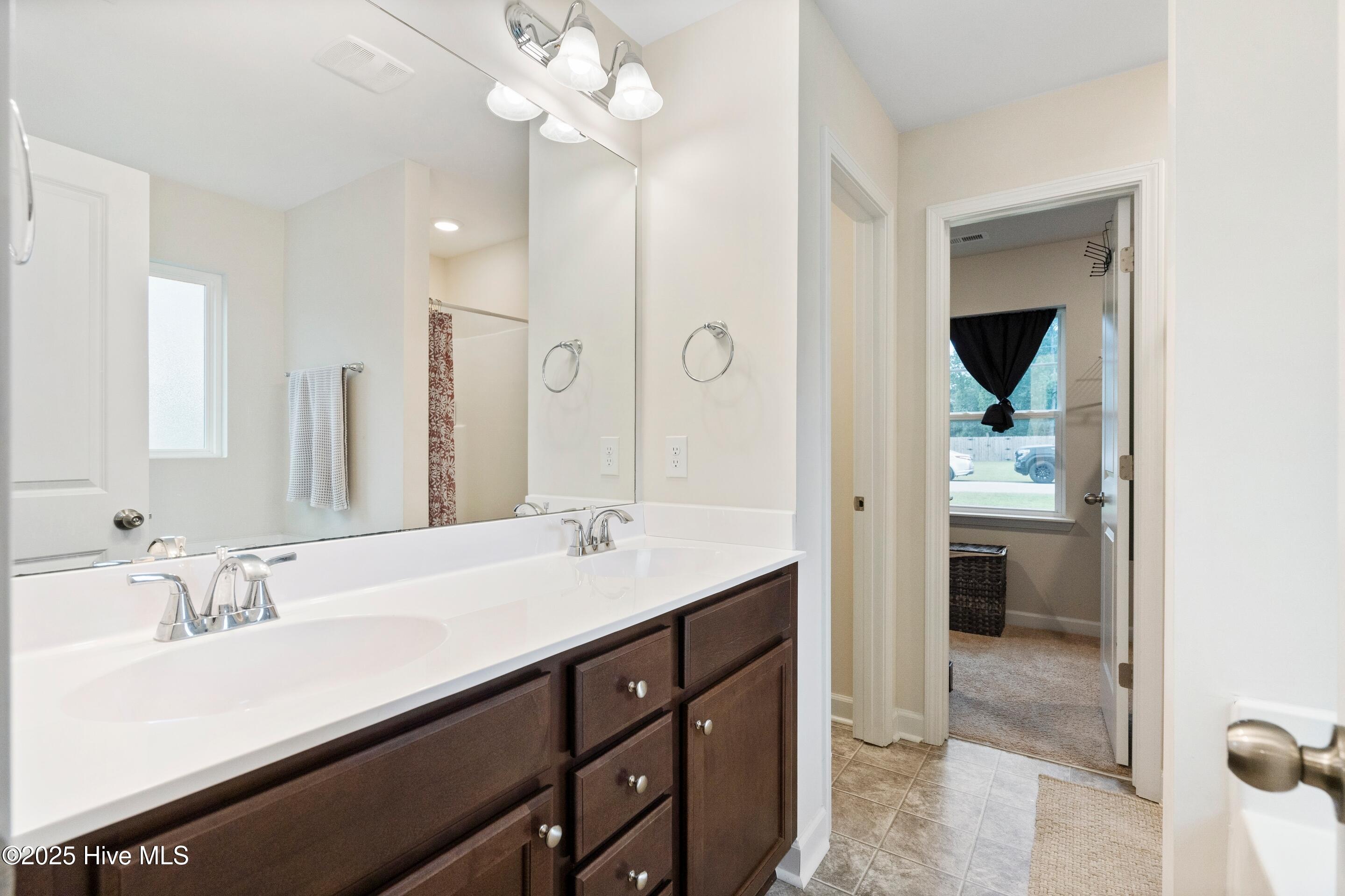 106 Cameo Court Property Photo 29