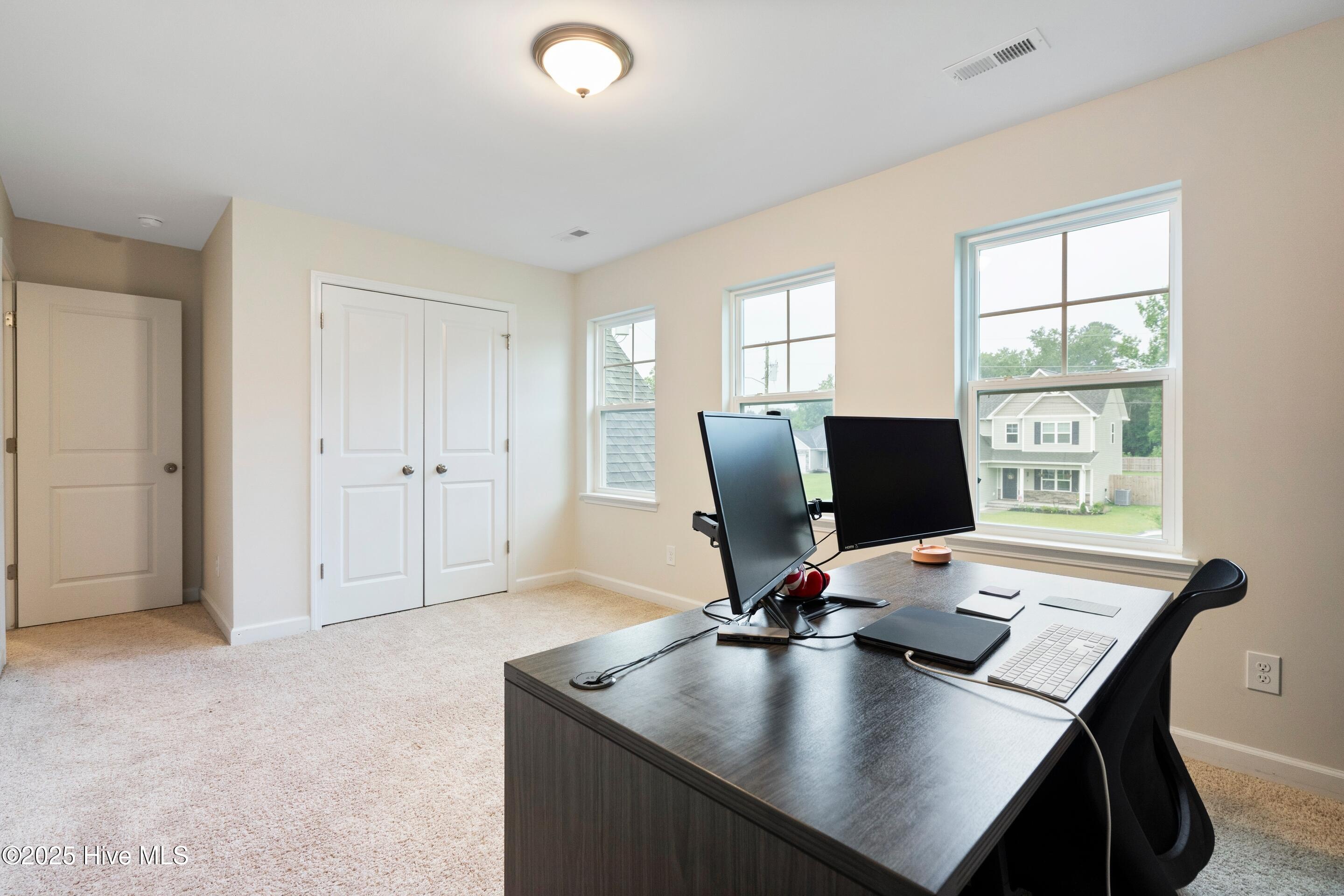 106 Cameo Court Property Photo 39