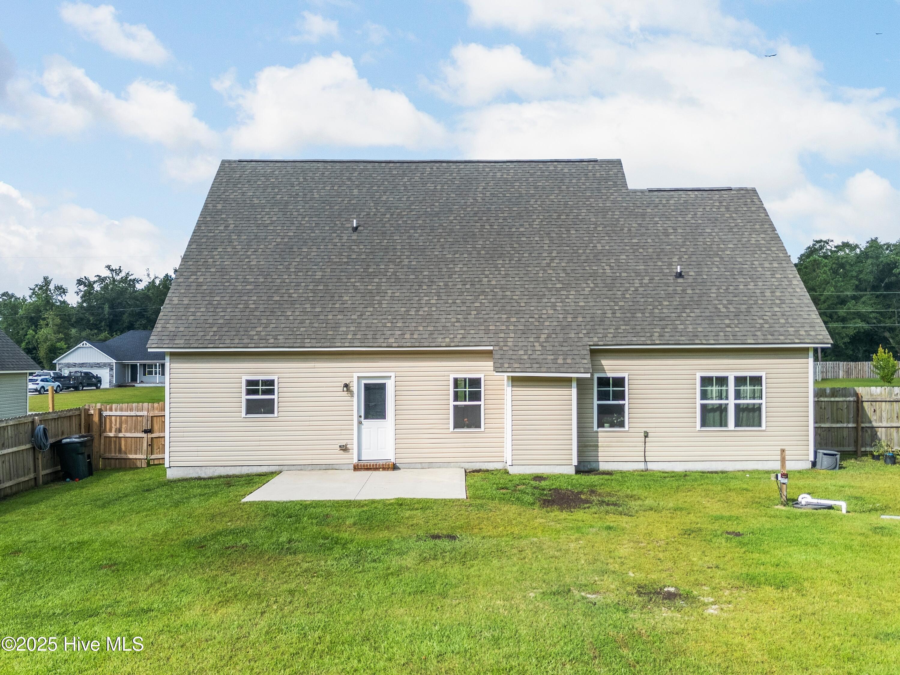 106 Cameo Court Property Photo 47