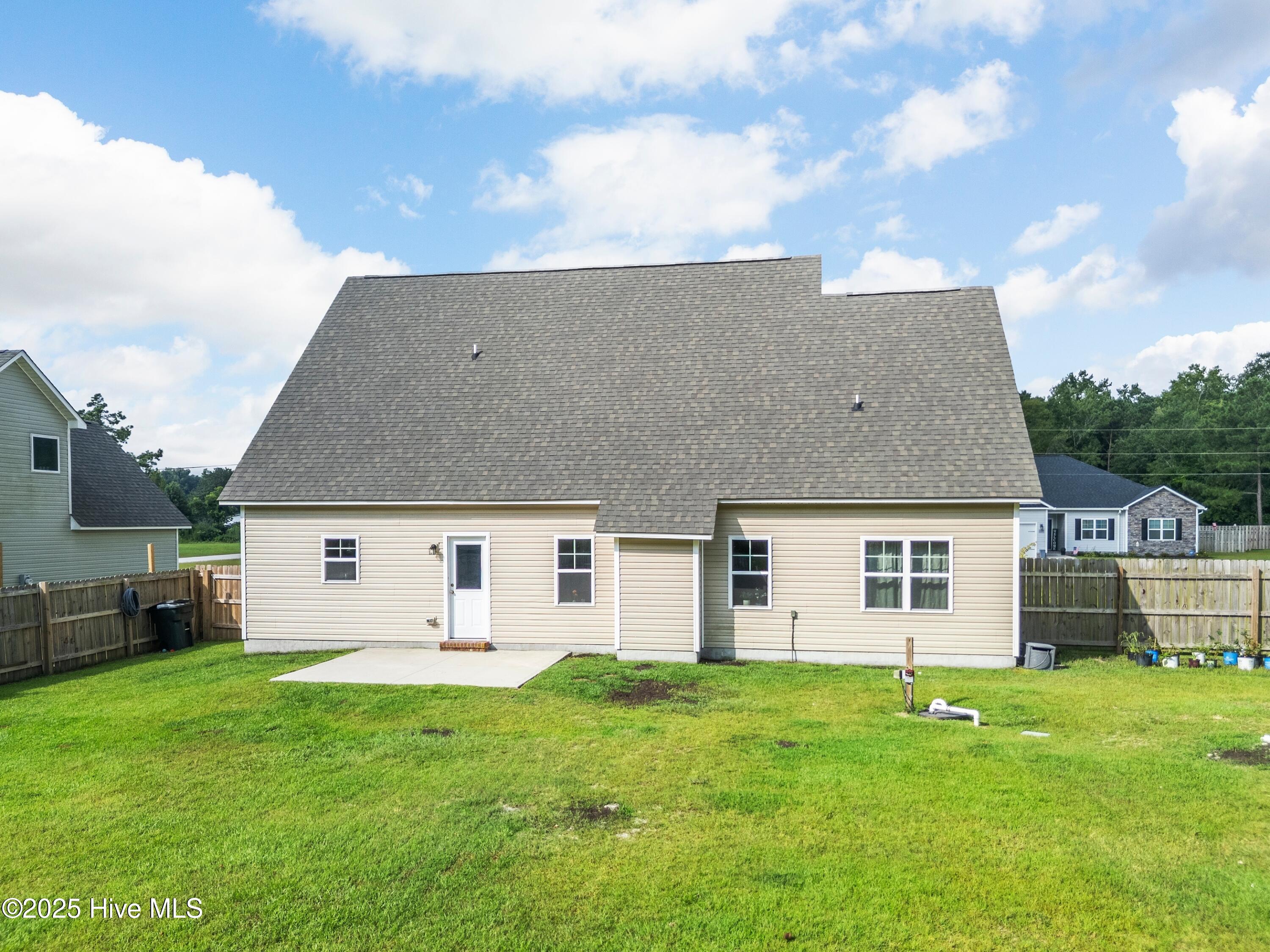 106 Cameo Court Property Photo 48