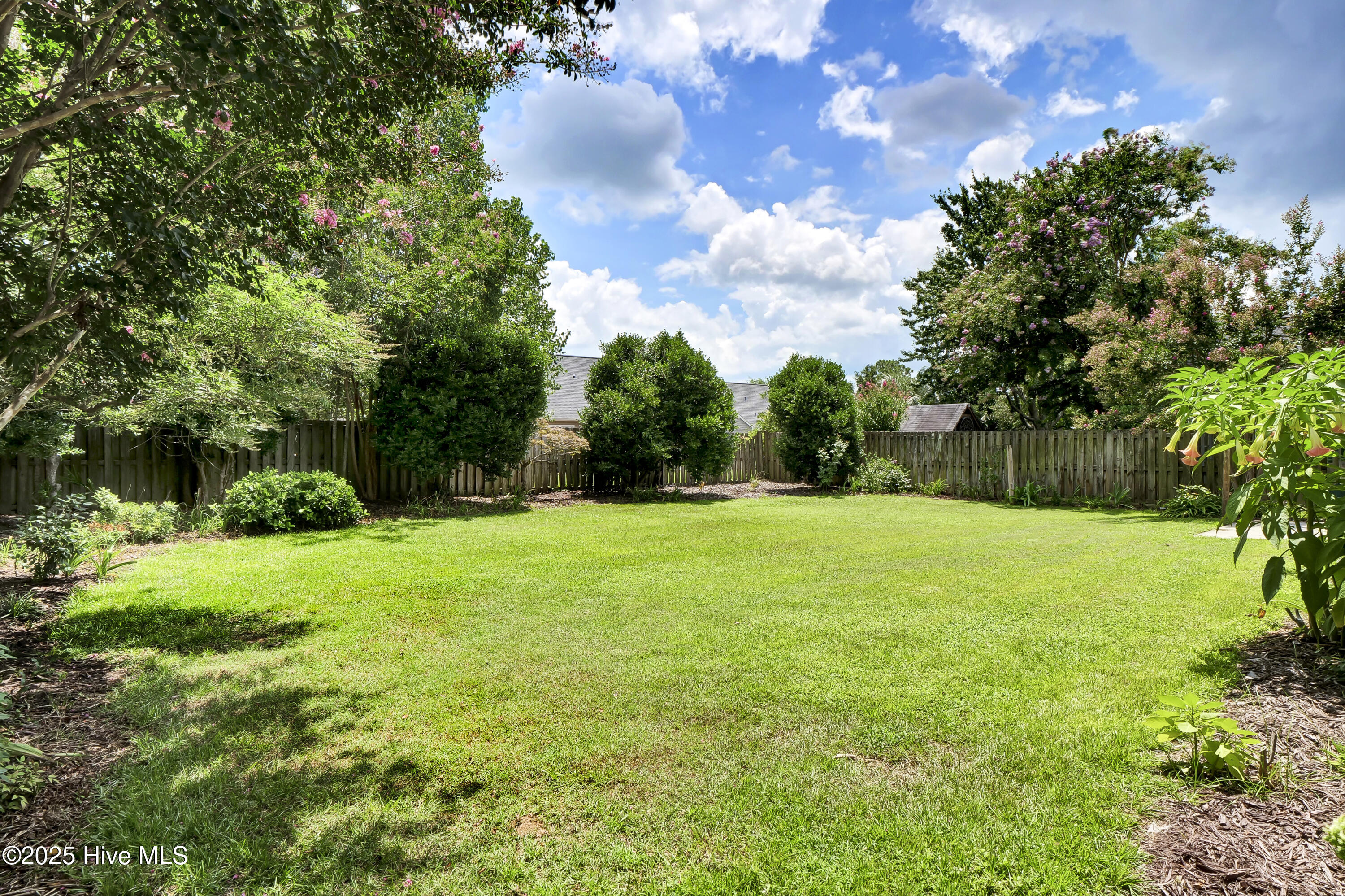 6333 Stapleton Road Property Photo 6
