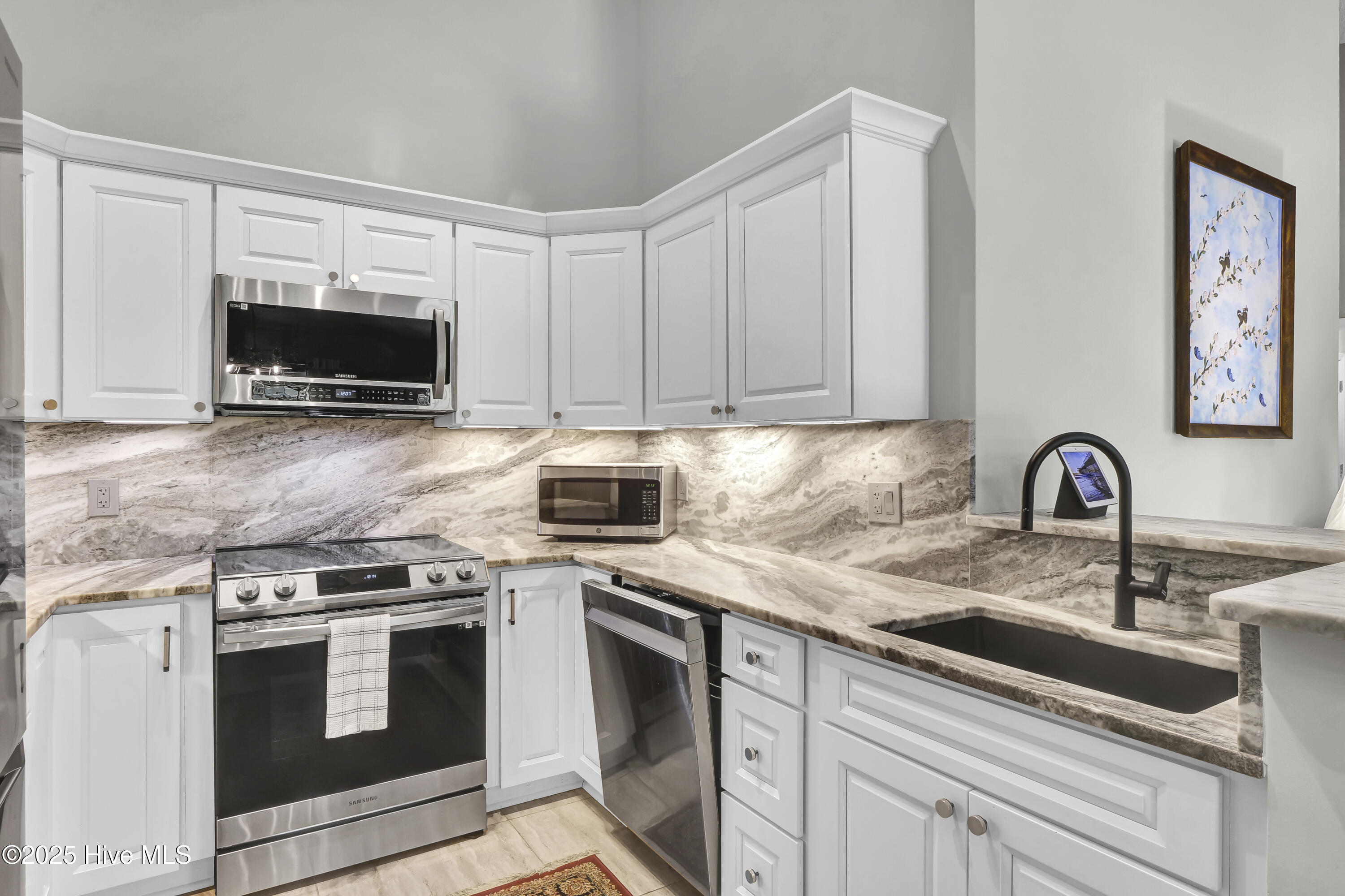 6333 Stapleton Road Property Photo 14