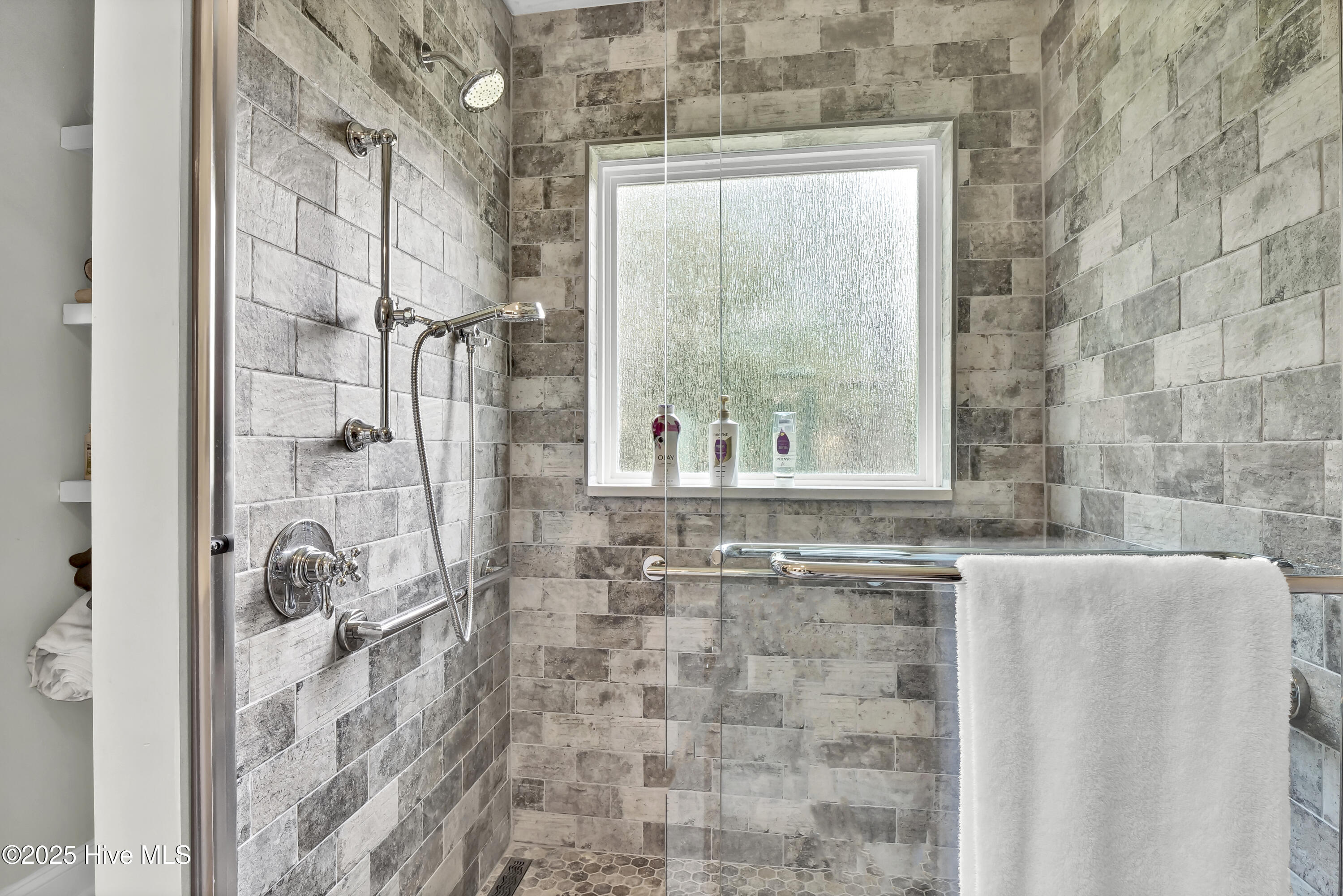 6333 Stapleton Road Property Photo 22